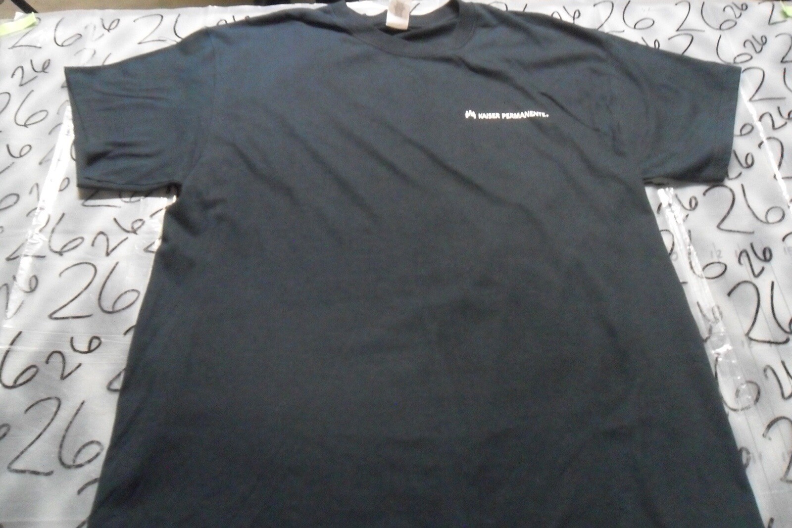 Large NWOT Kaiser Permanente – Rose Parade 2018 Shirt