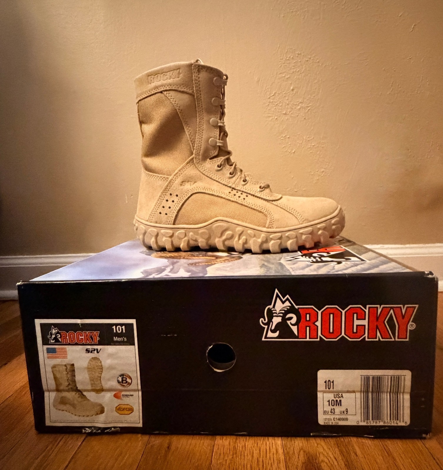 Rocky Men’s S2V Tactical Military Boot Size 10M Coyote Tan “NIB”