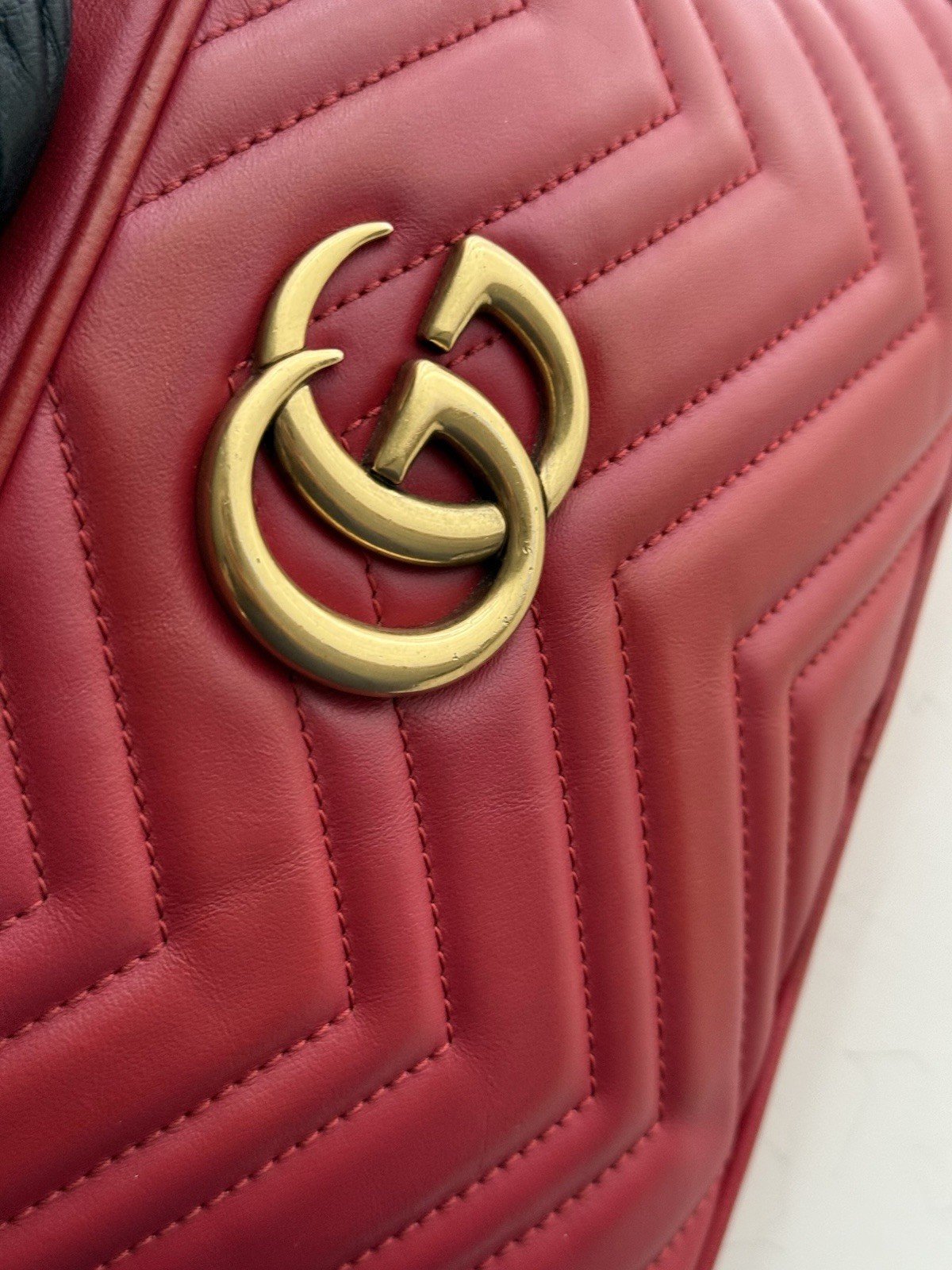 GUCCI GG Marmont Matelasse Red Leather Small Camera Shoulder Crossbody Bag