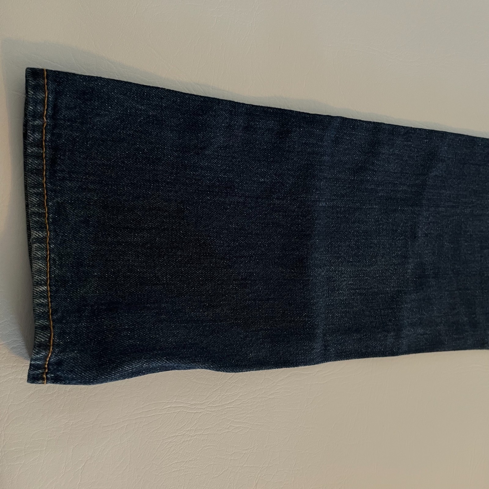 Levi’s Men’s 501 Jeans 31W x30L (Actual 30Wx29L) Button Fly Dark Blue Straight