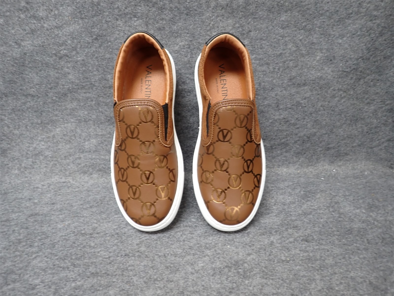 NEW Valentino Regina Logo Leather Slip On Sneaker Brown Women’s Size 6 (SS77)