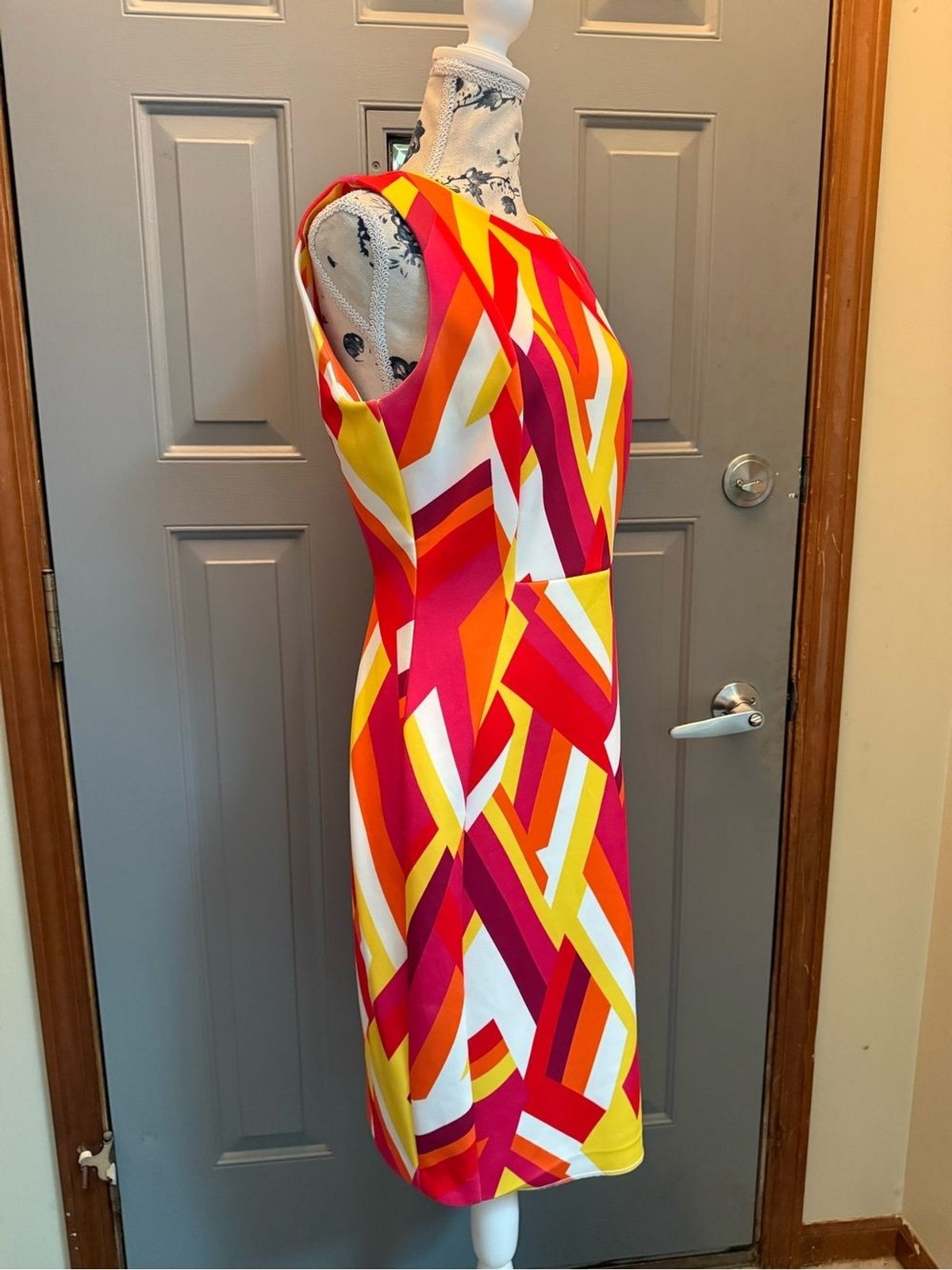 CalvinKlein geometric abstract sleeveless scuba dress (10) orange/yellow/red/wh