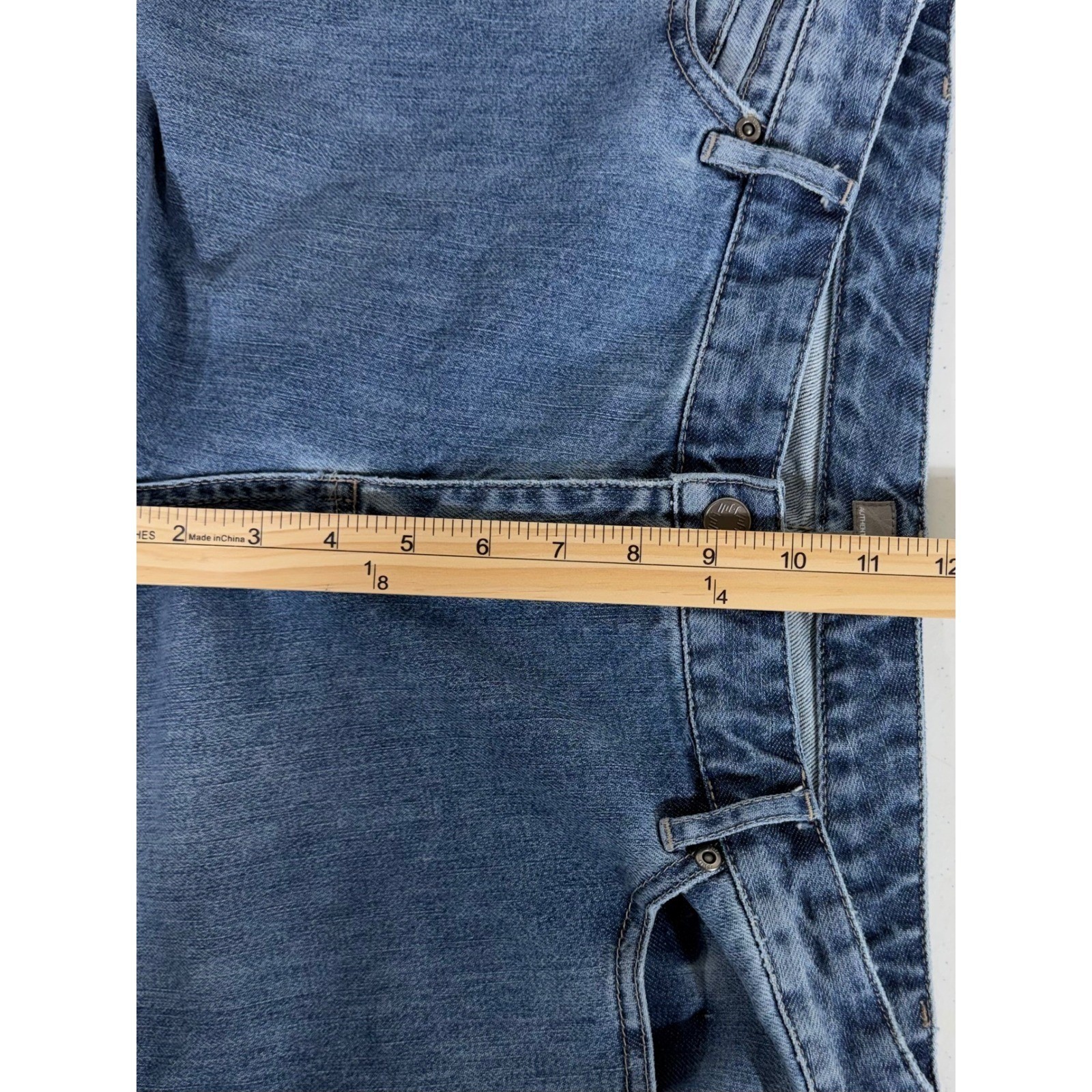 J Jill Authentic Fit Below Waist Straight Leg Jeans Size 12 (32×31.5) Mid Rise