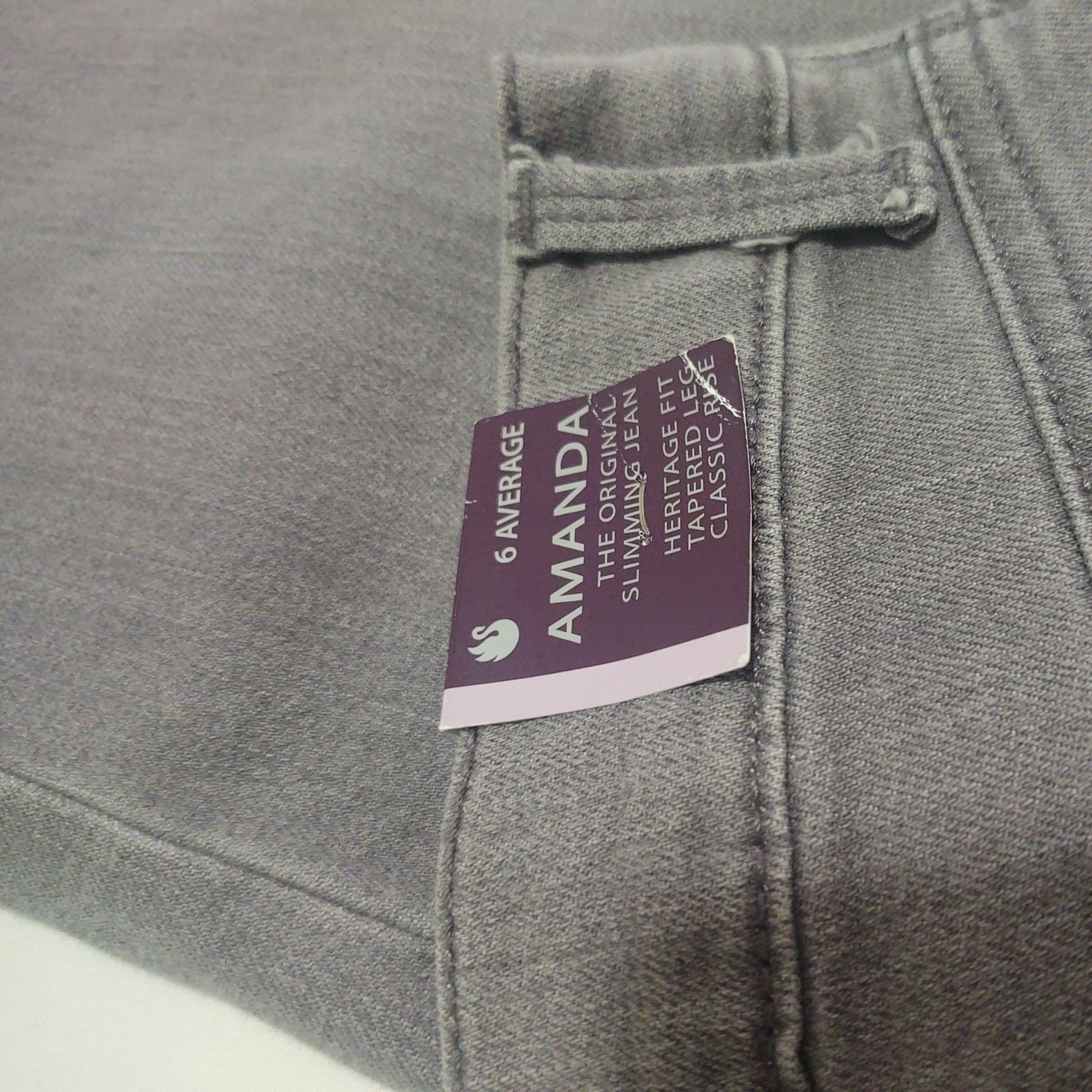 Gloria Vanderbilt Ladies’ Amanda Stretch Denim Jeans – Grey Wash 6 NWT