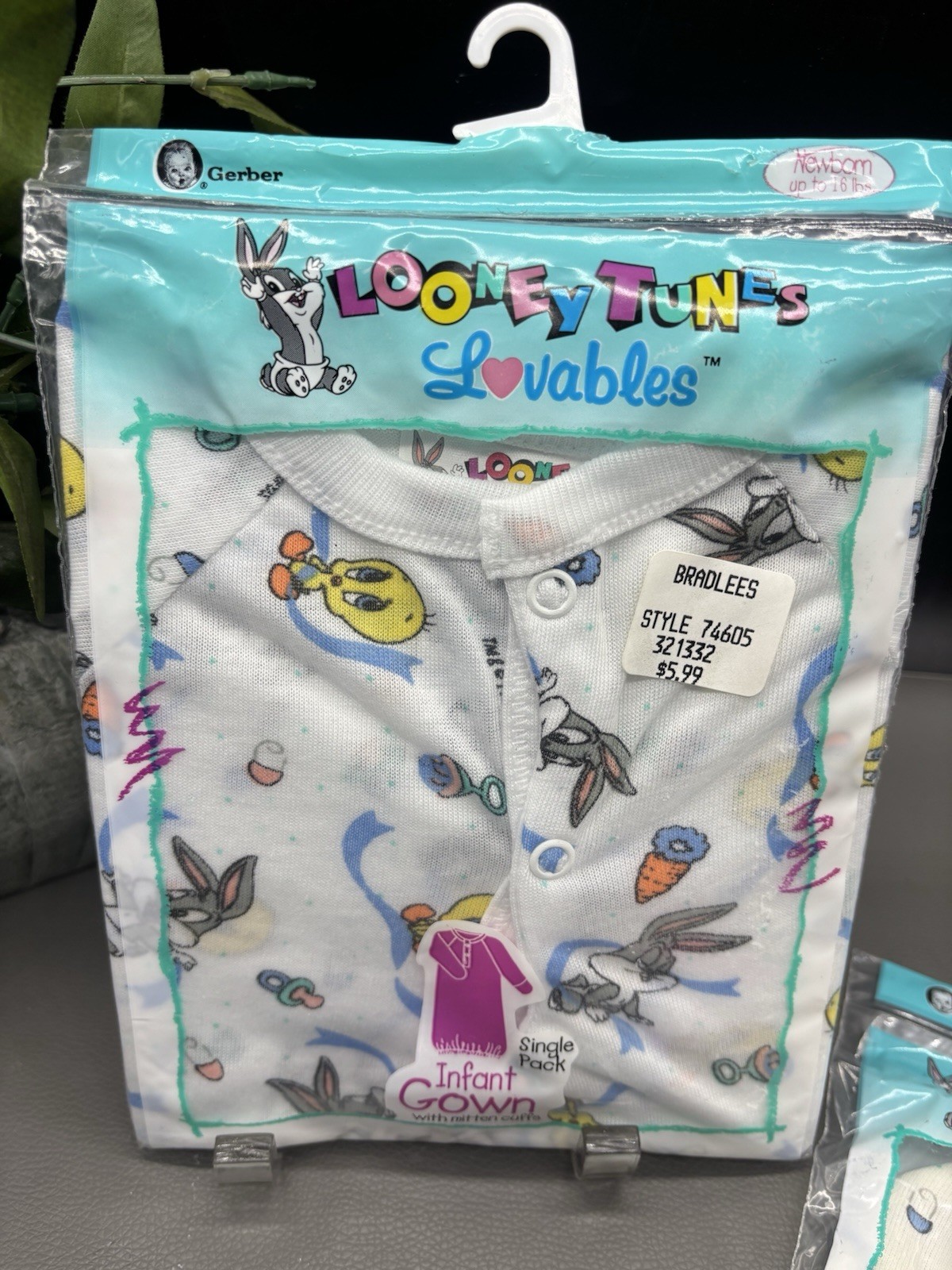 Vintage Gerber Looney Tunes Lovables Infant Gown/Layette NOS Sealed 1993/1995