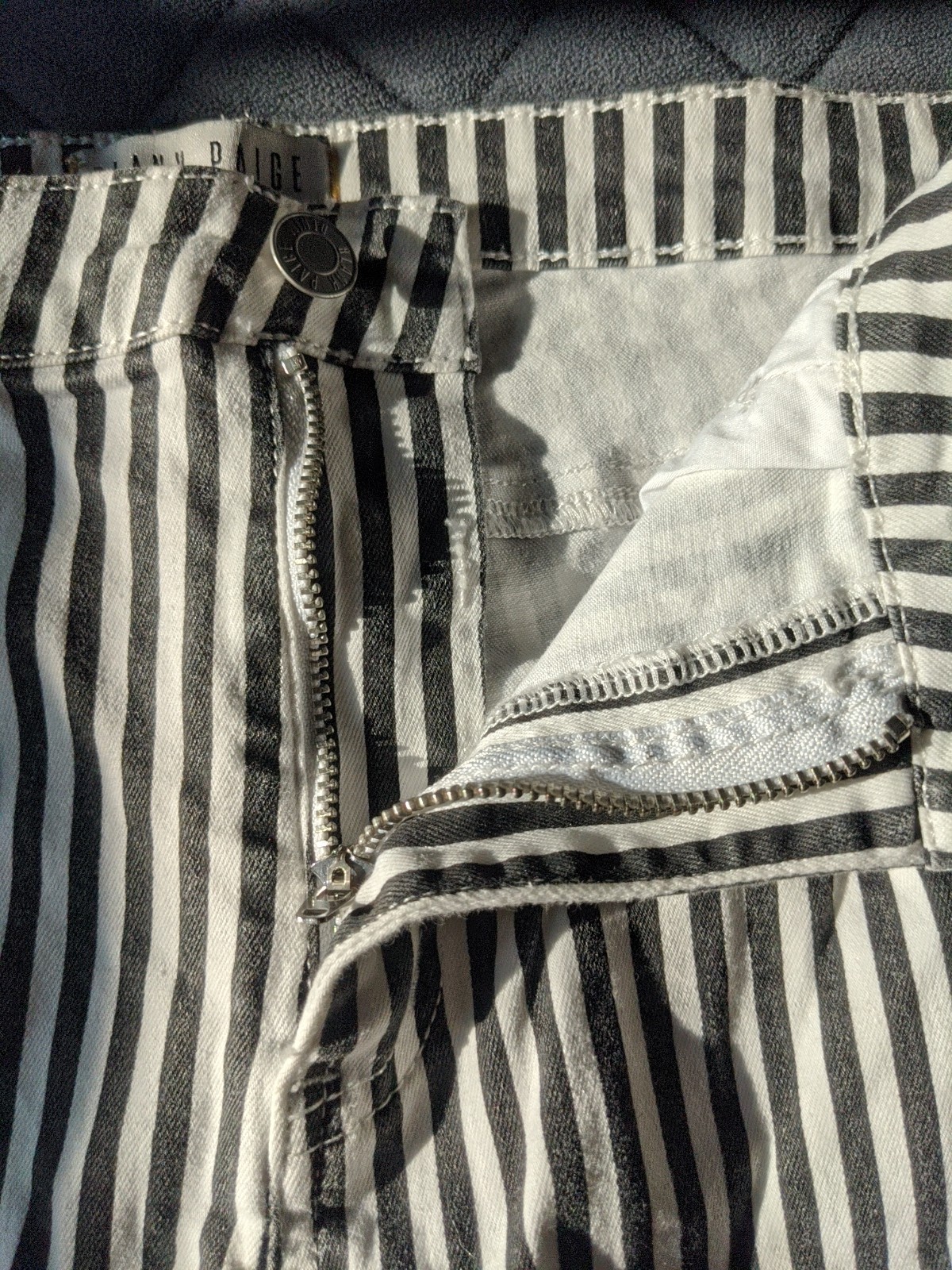 Blank Paige Black & White Striped Bell Bottoms Women’s Wide Leg Pants Size M