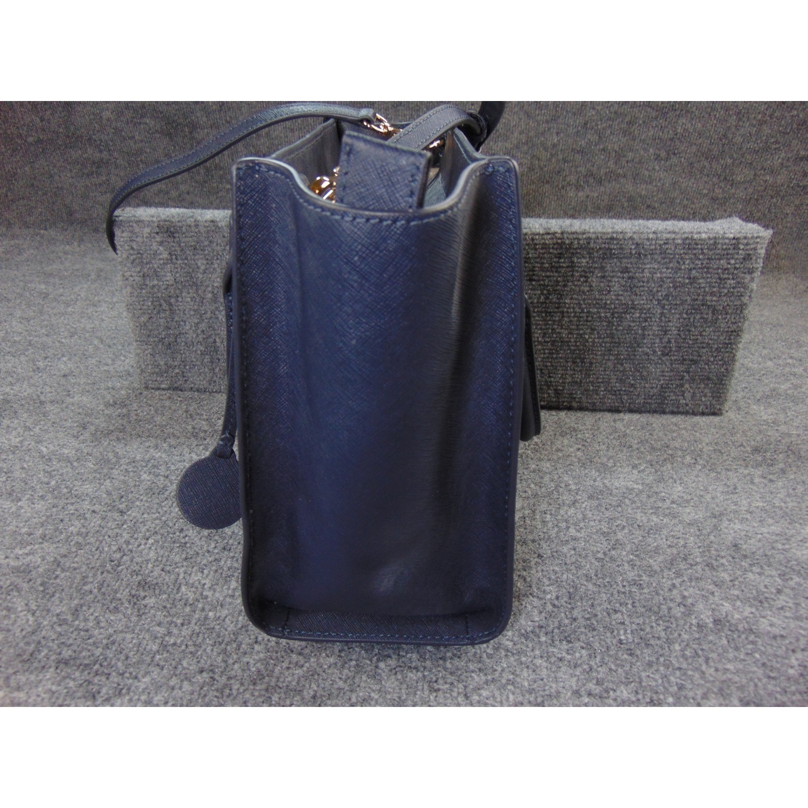 Michael Kors Savannah Satchel Navy Blue Saffiano Leather Crossbody 38F7GEYS2L