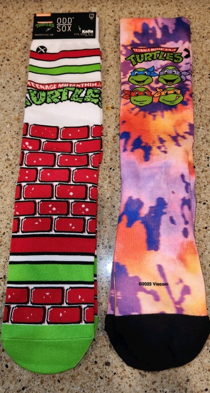2 Pair Odd Sox Teenage Mutant Ninja Turtles Crew Socks TMNT Nickelodeon Unisex