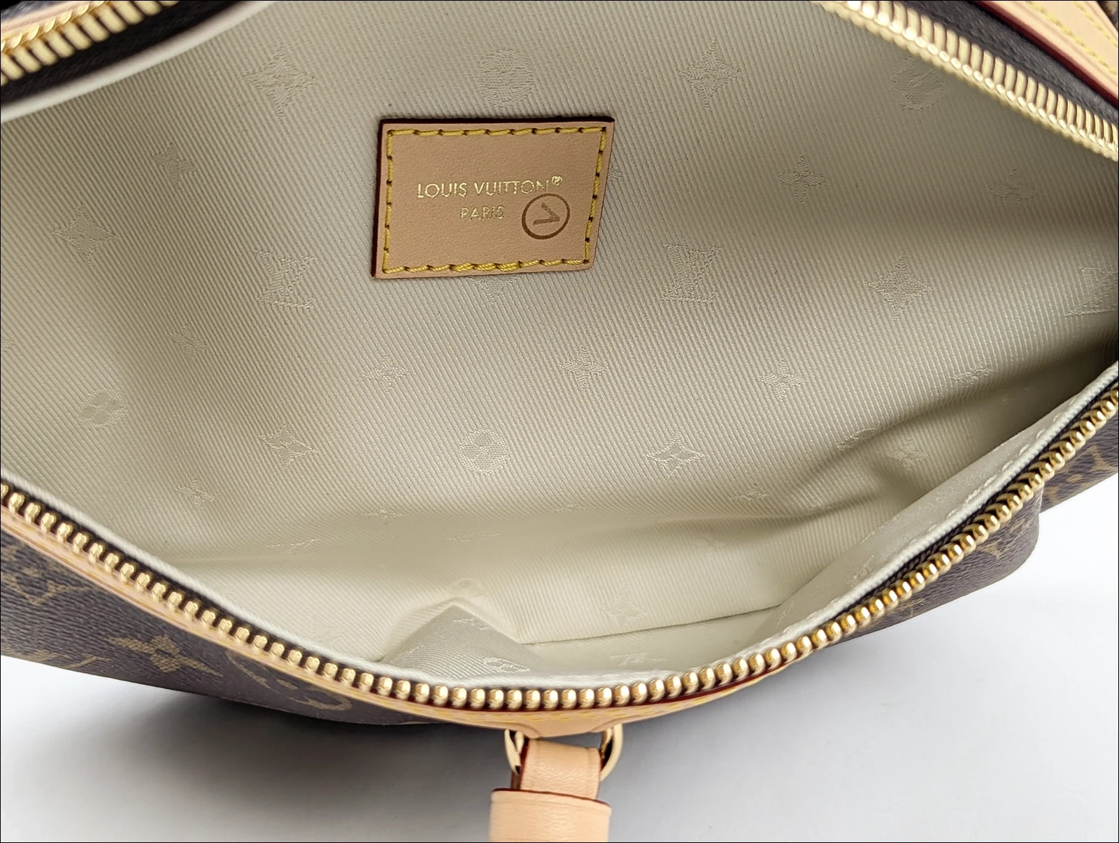 Authentic LOUIS VUITTON High-Rise Monogram Bum Bag M46784 Waist Pouch W/ Box