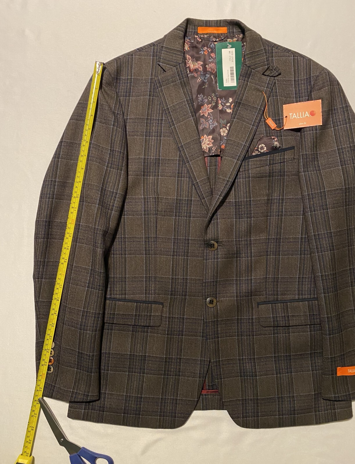 NWT Tallia Vocca Slim Halflined Plaid Men’s Sportcoat Jacket 100% Wool Size 38R