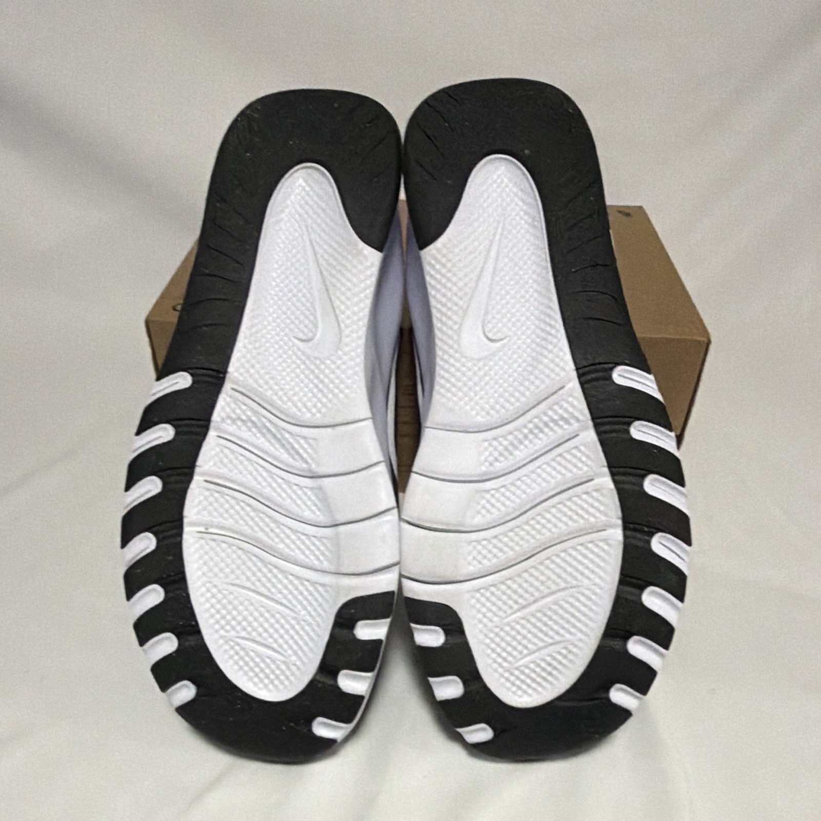 Nike Flex Train Wide Black/White Lace-Up Wide Low Top Mesh Training Sneakers