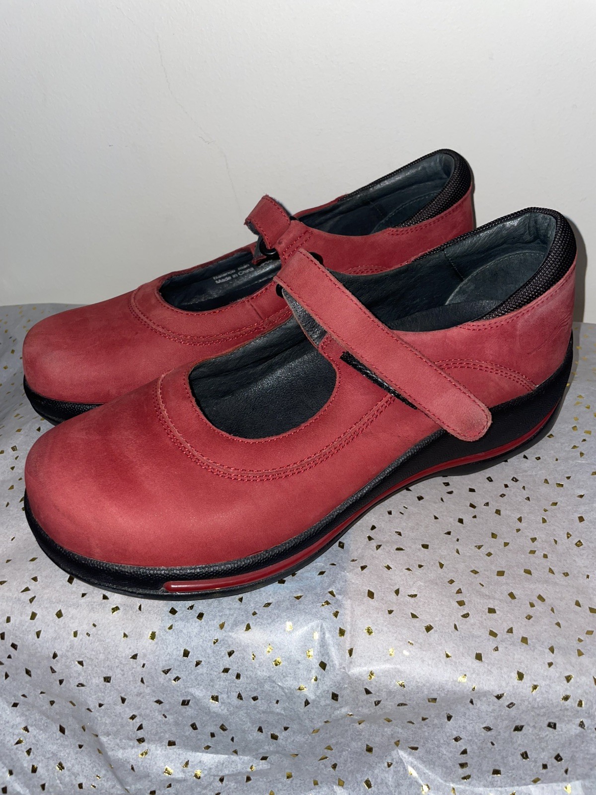 Dansko Women Red Mary Jane Comfort Shoe Size US 7.5/8 EU 38 Suede