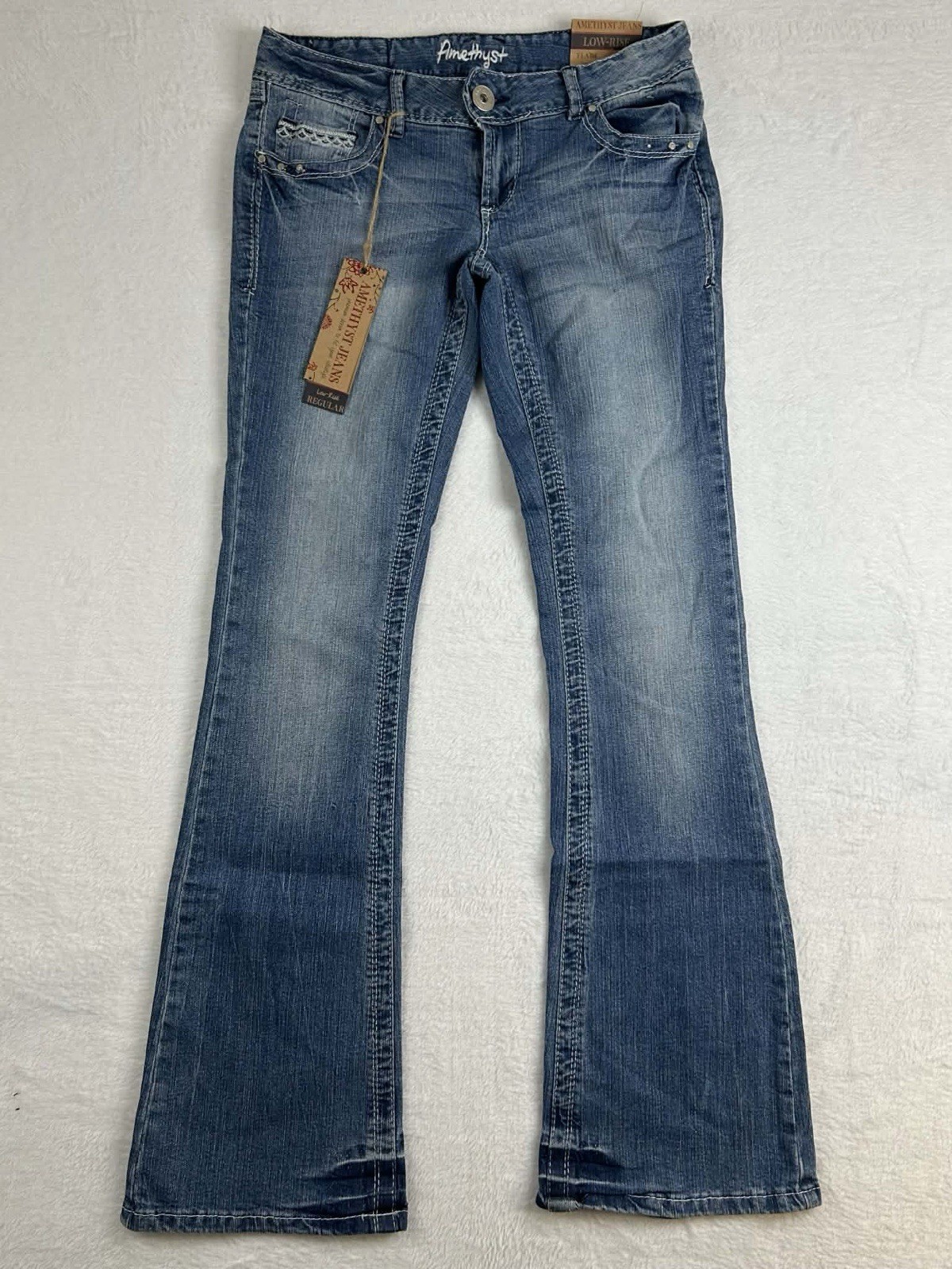 Amethyst Jeans Women’s Size 5 Regular Low-Rise Flare Denim Blue NWT