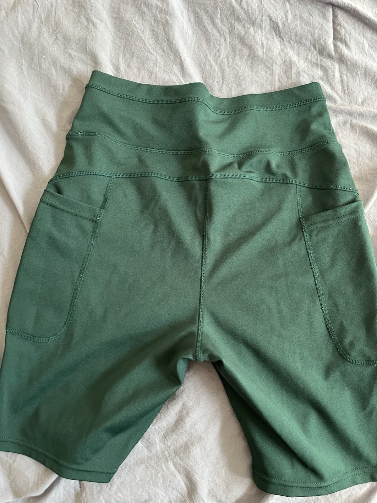 POP Fit Women’s Green Solid Biker Activewear Shorts Pockets Stretch Yoga M