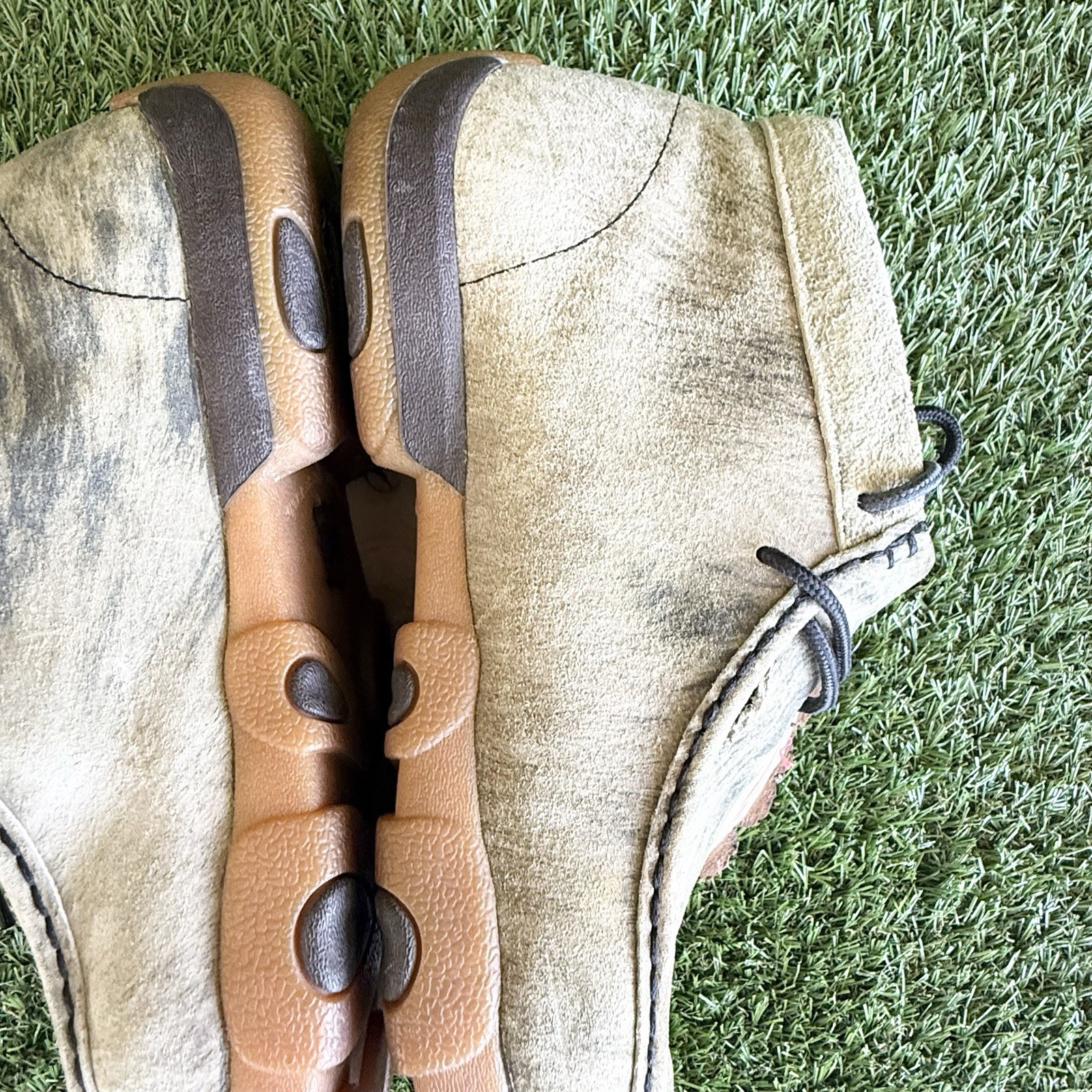 Twisted X Distressed Chukka Boots Mens 9M MDM0032 Brown Hyena Driving Moccasin