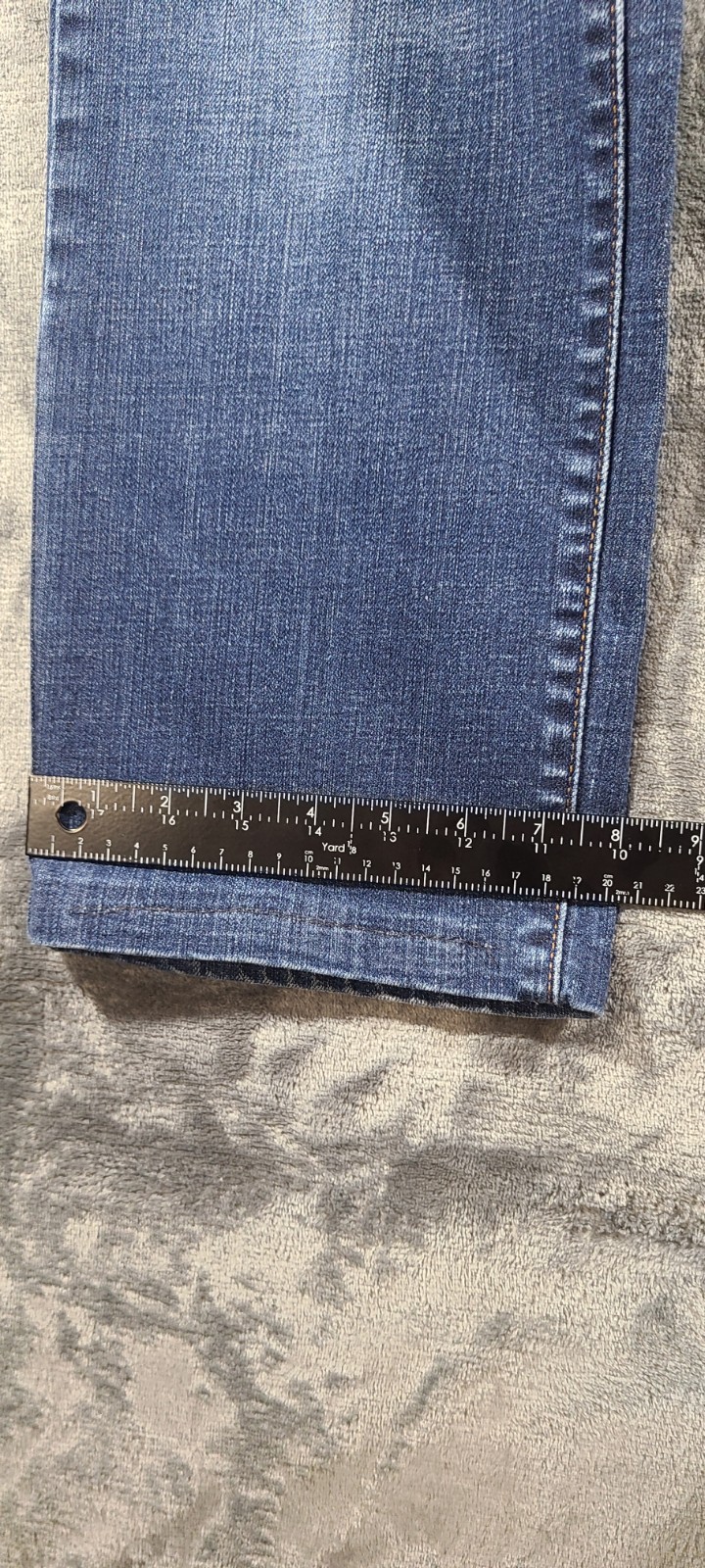 Signature by Levi Strauss Women 505 Straight Leg Jeans Button Flap Pocket 14M…
