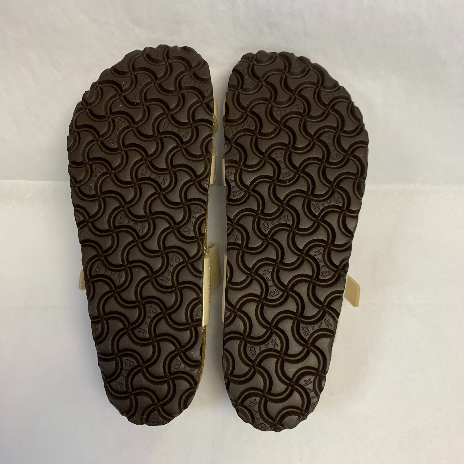 Birkenstock New with Box Mayari Graceful Pearl White Birko-Flor Reg Select Size