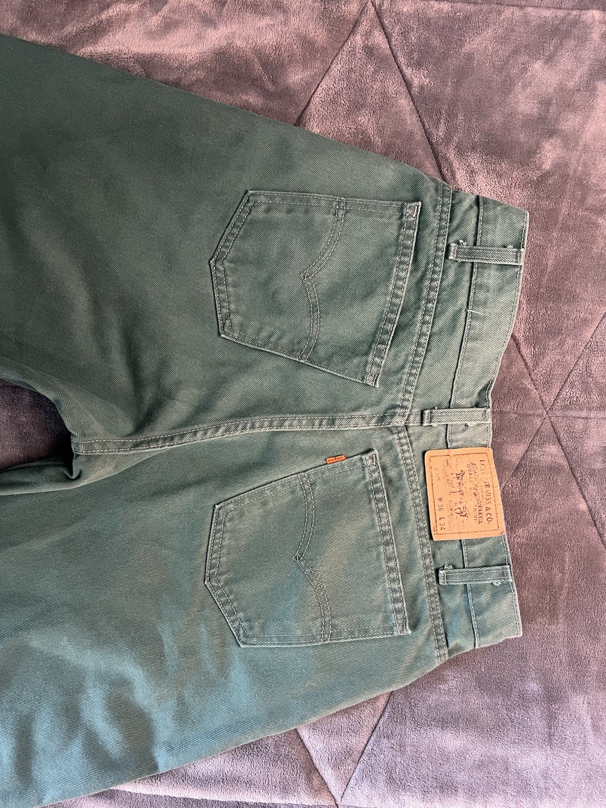 Vintage Levis 550 Jeans Mens 36X34 Green Denim Relaxed Tapered 90’s USA Made