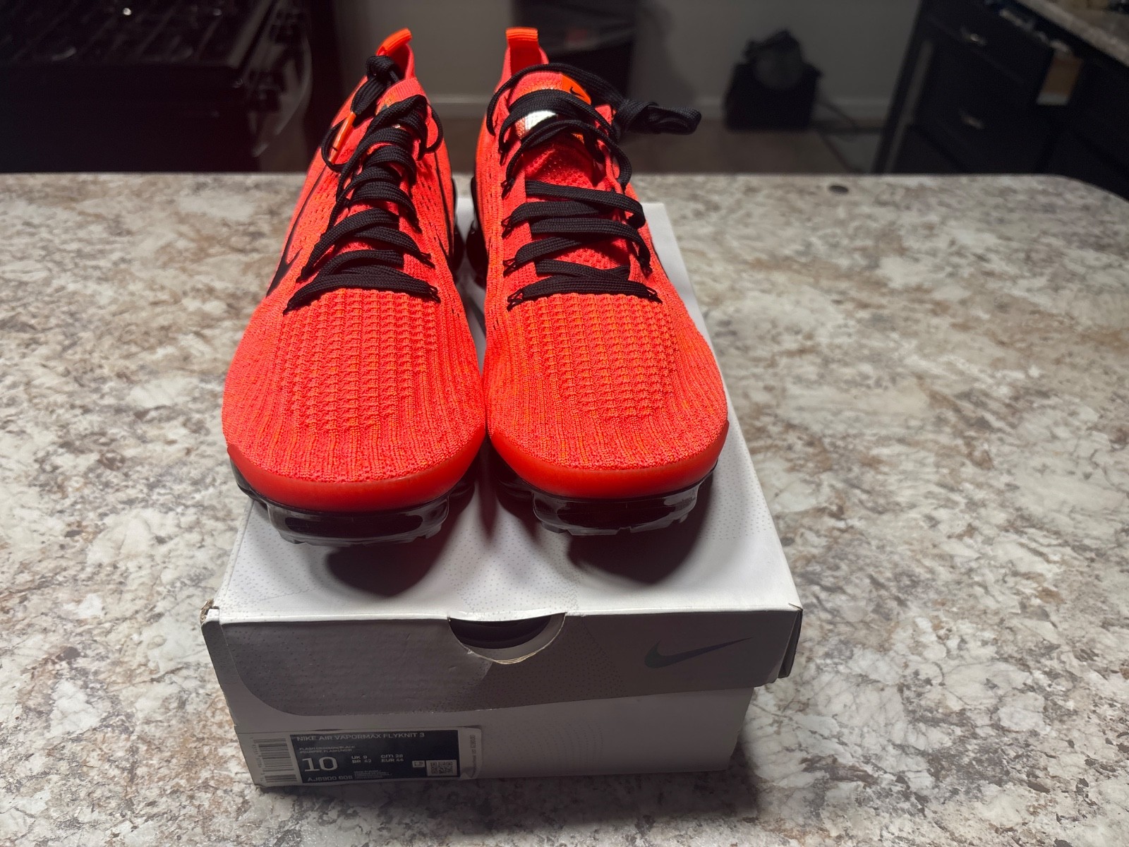 nike flyknit 3 size 10 new