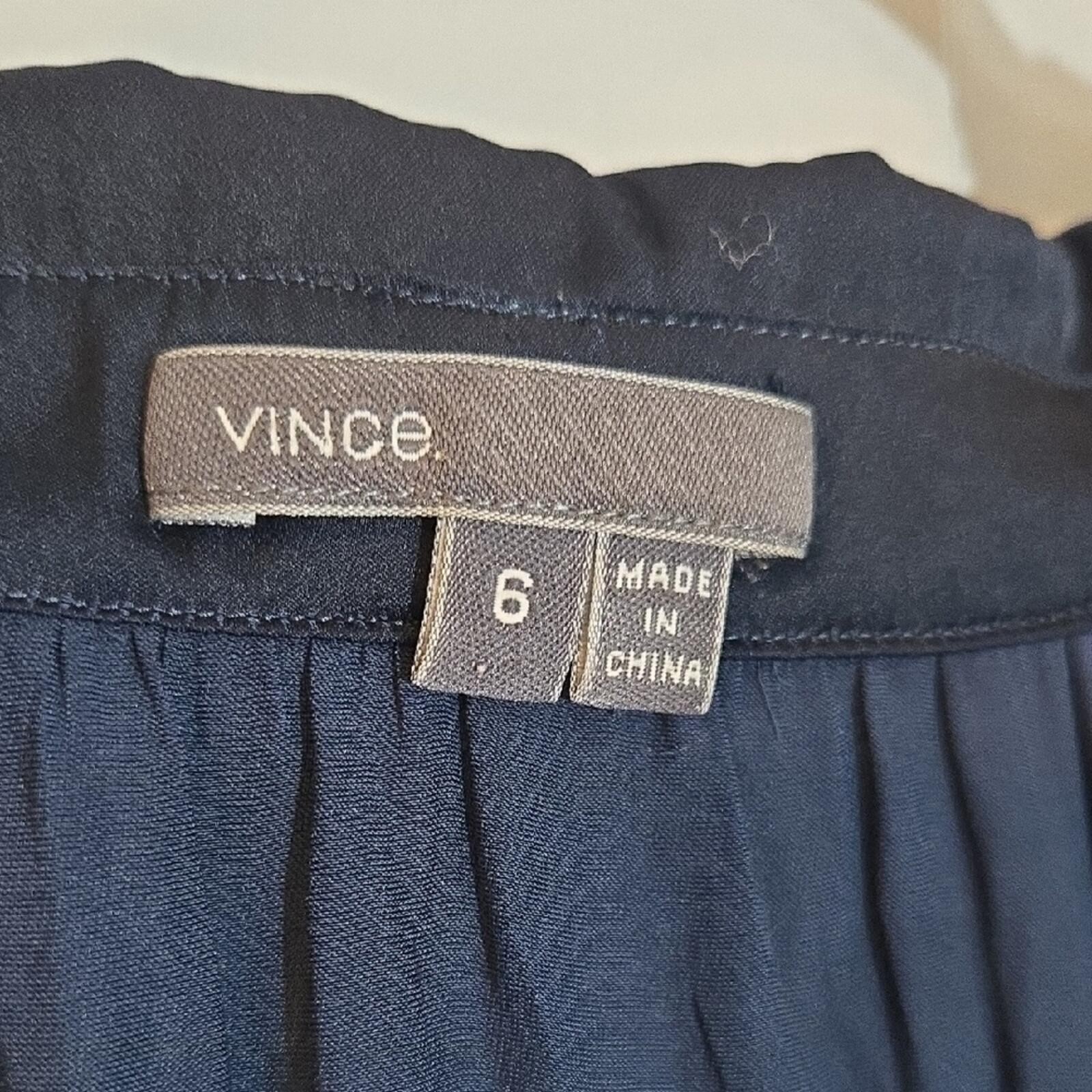 Vince Midnight Blue Collared U-Neckline Women’s Blouse Size 6