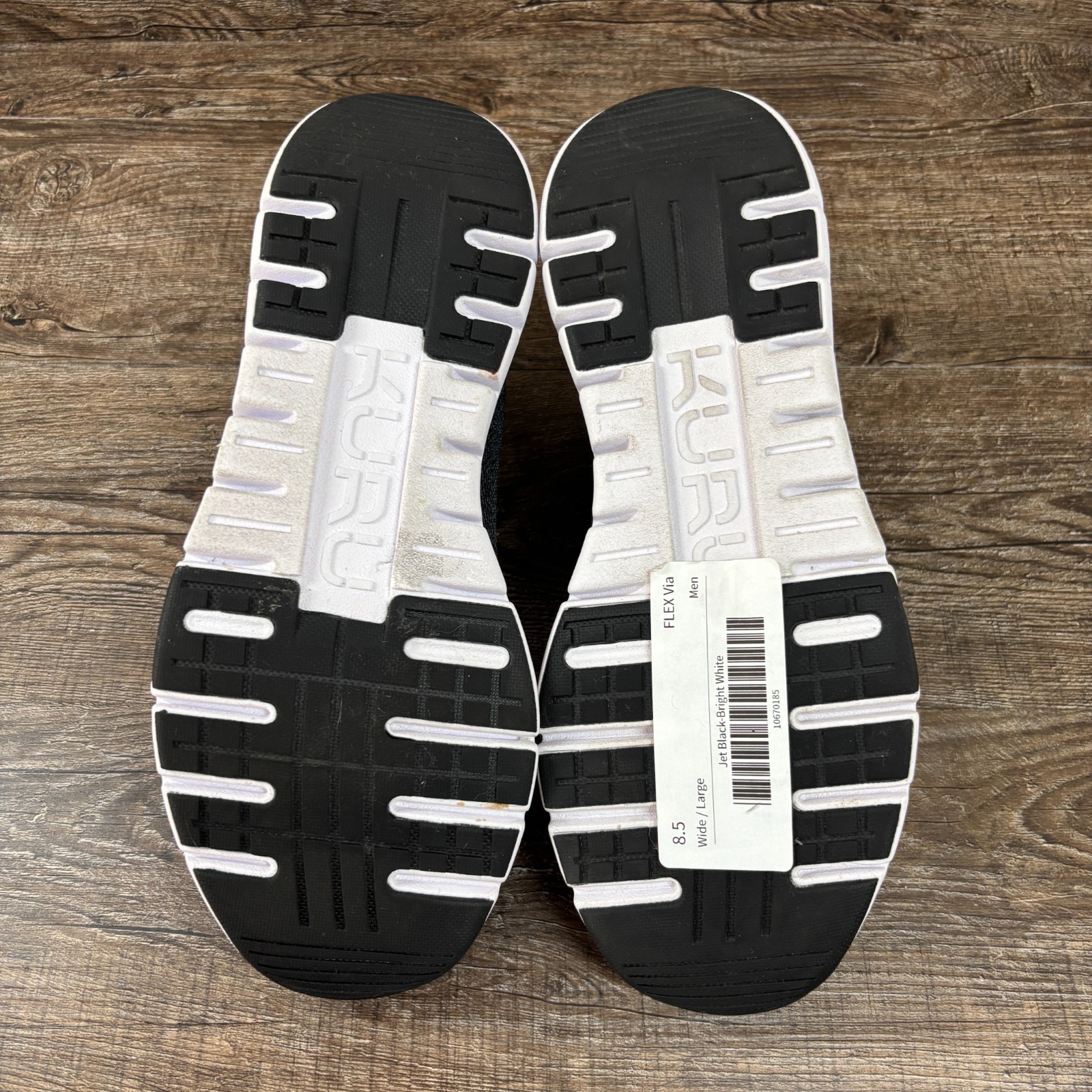 Kuru Flex Via Shoes Men’s 8.5 M Jet Black Bright White Slip-On Walking Running