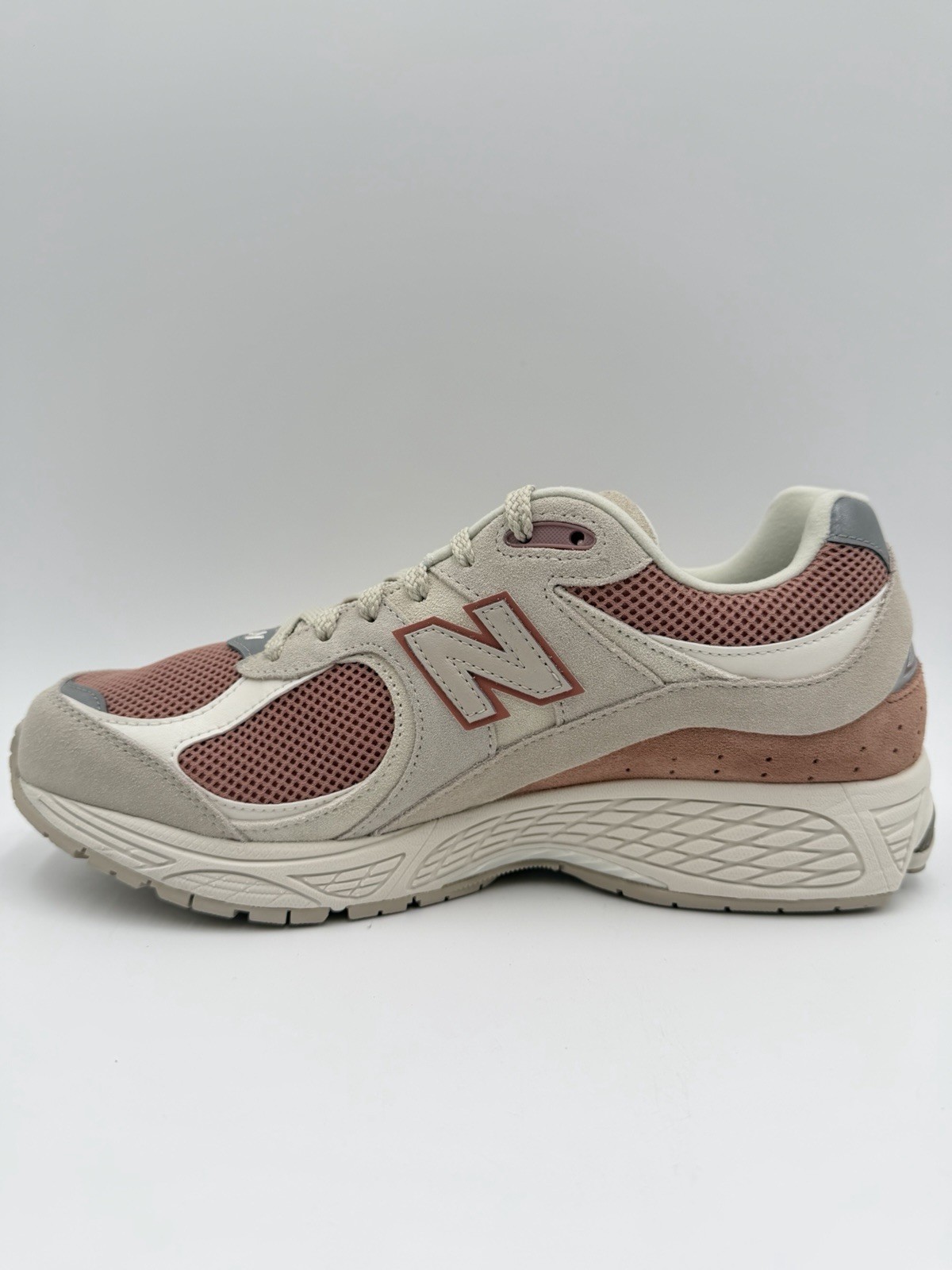 New Balance Men’s 2002R Size 9.5 Grey Brown Timberwolf |U2002RNB|