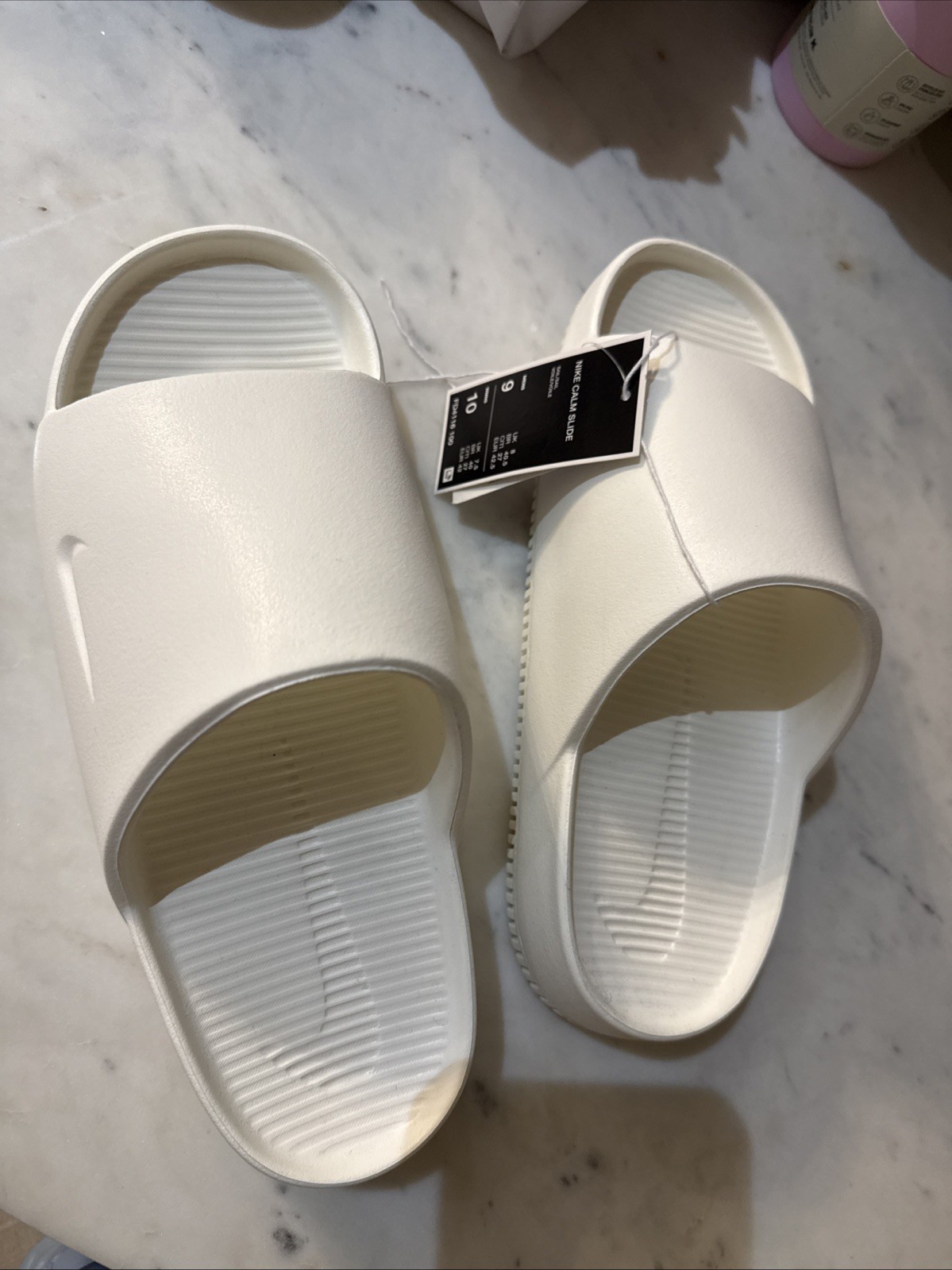 MEN’S WHITE NIKE SLIDES SIZE 11🔥