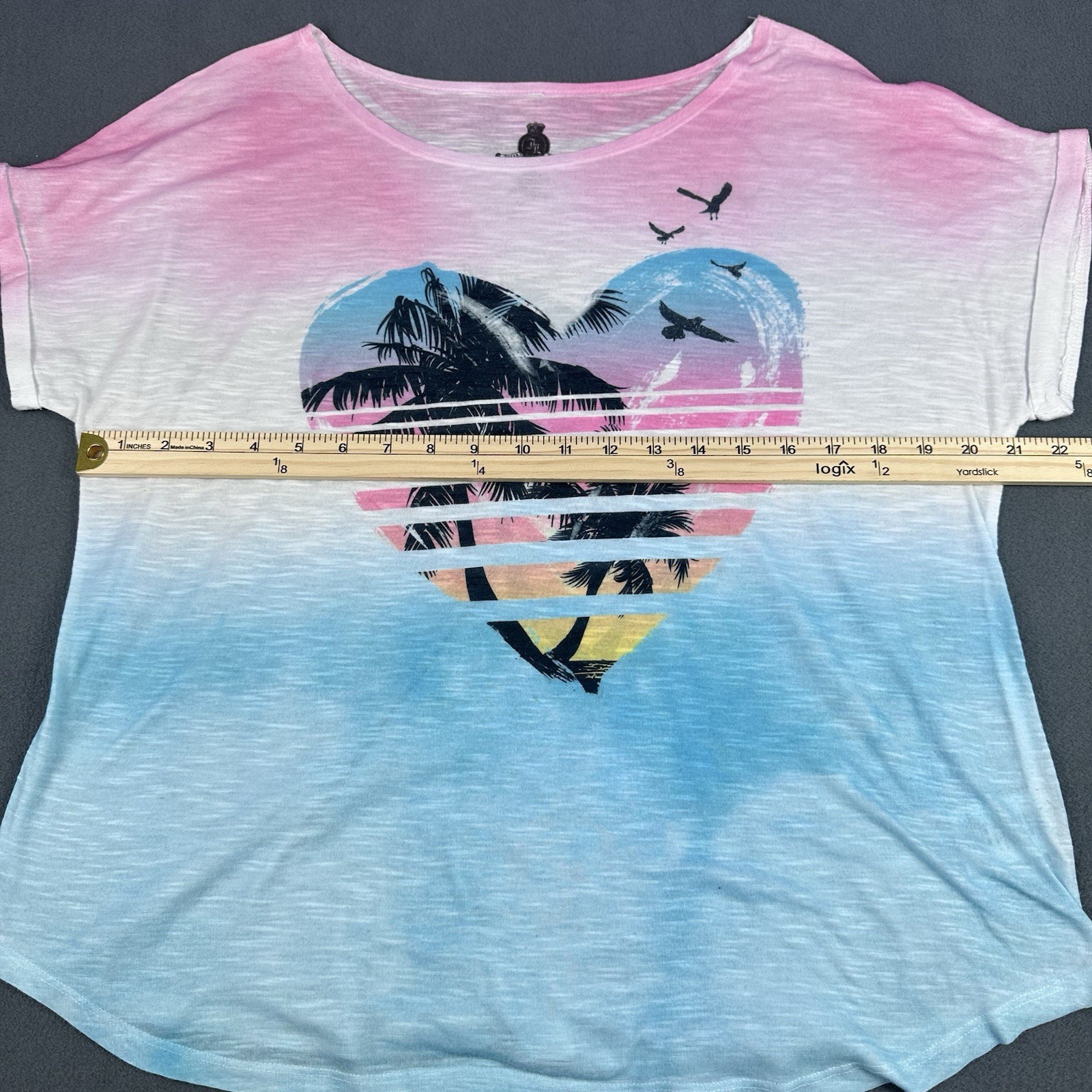 Jerry Leigh Junior’s XXL Tropical Beach Heart ombre Scoop Neck Tee Pre-owned