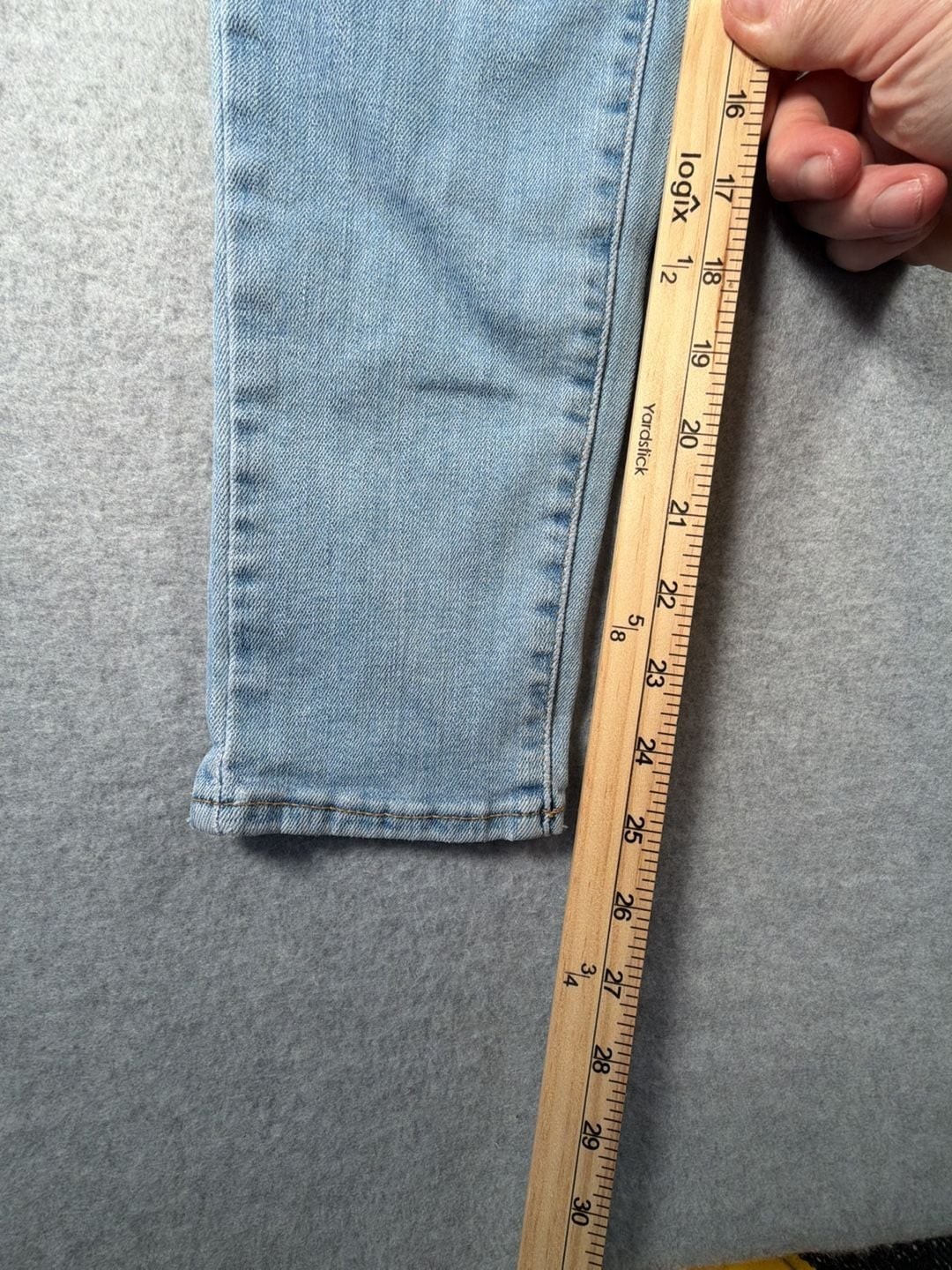 Levi’s 721 High Rise Skinny Ankle Jeans Size 26