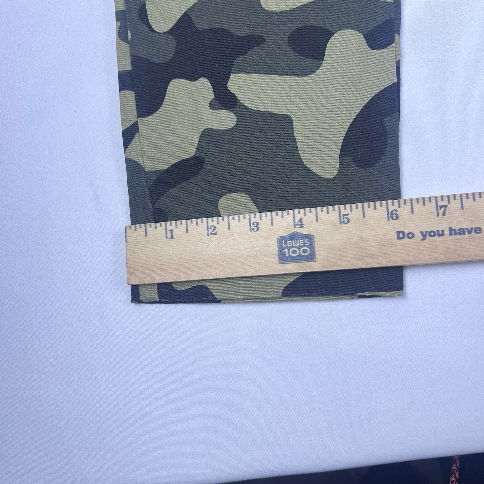 Active USA Camouflage Jogger Pants Size Medium Elastic Waist Zip Pockets