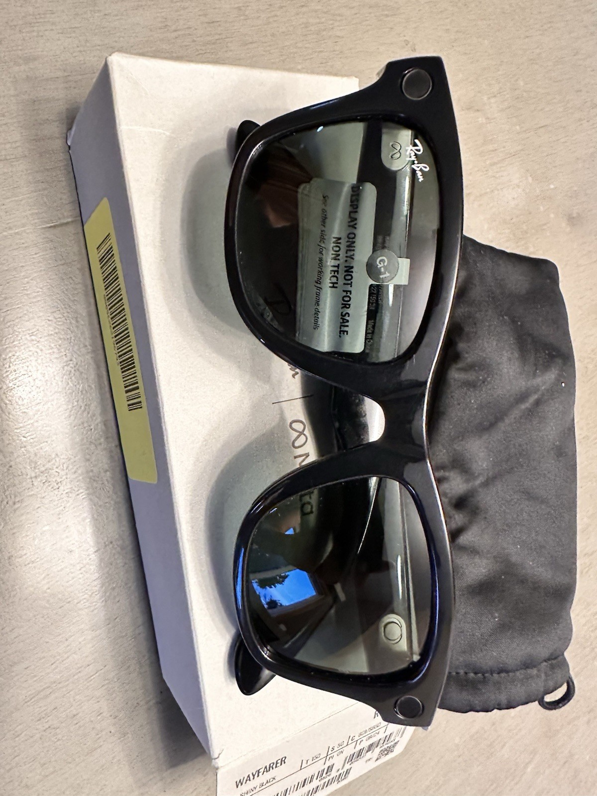 Rayban Wayfarer Pair Non-Tech Glassess