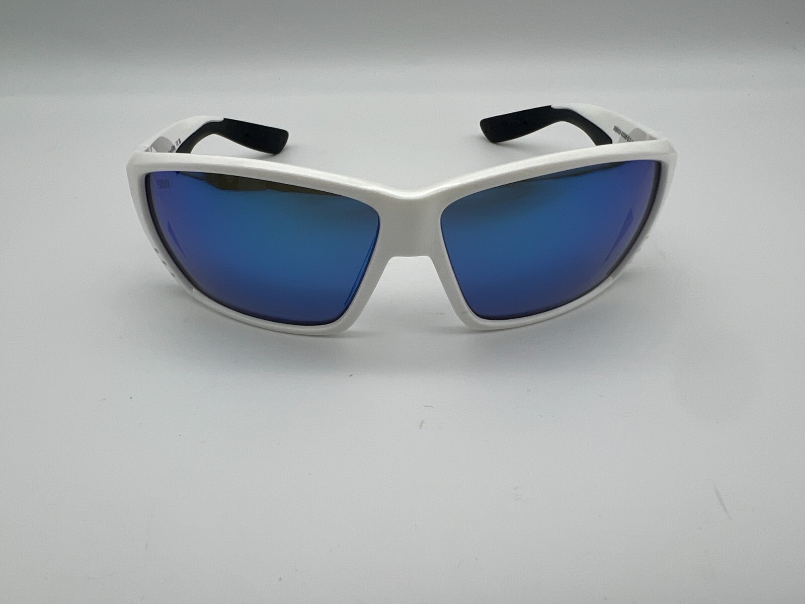 NEW Costa Del Mar TUNA ALLEY Polarized Sunglasses White /Blue Mirror Glass 580G