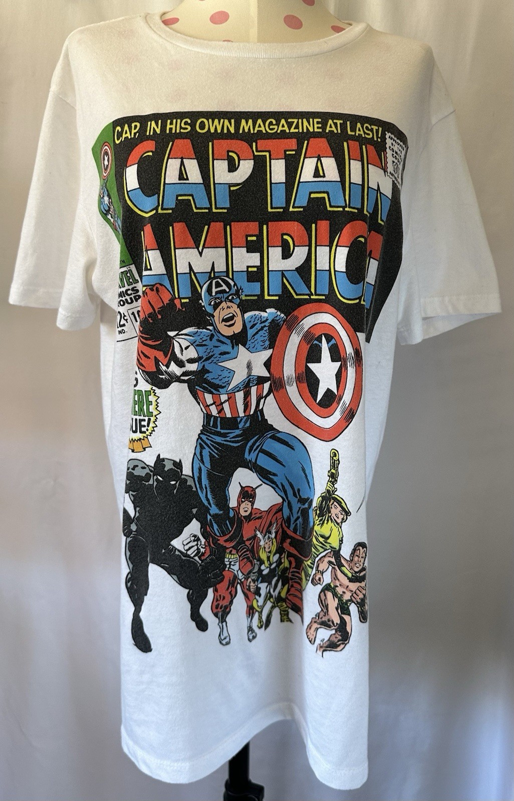 Marvel Captain America #100 Comic Cover Graphic T-Shirt White Adult Small