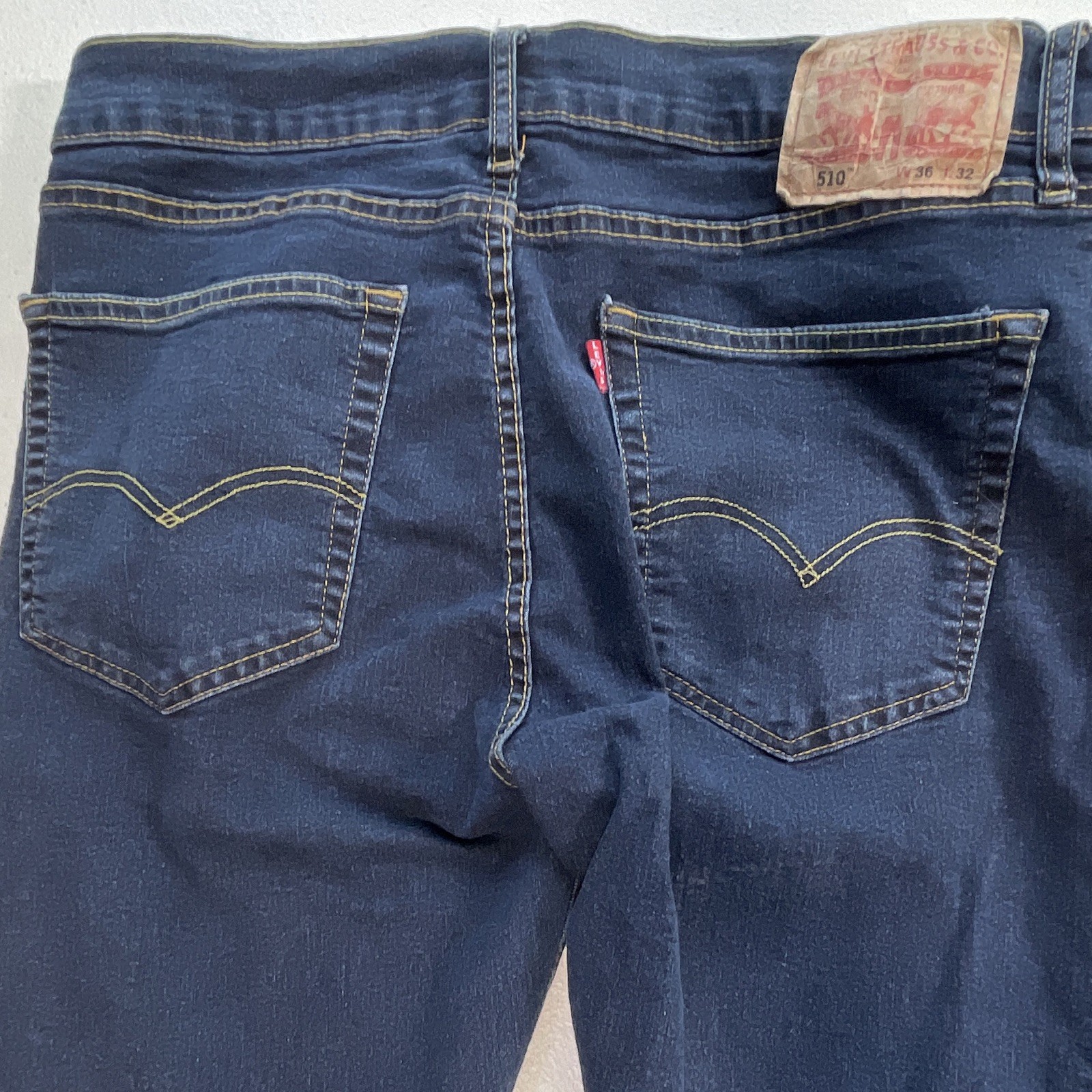 Levi’s 510 Men’s Dark Wash Blue Denim Skinny Slim Fit Low Rise Jeans 36 x 32