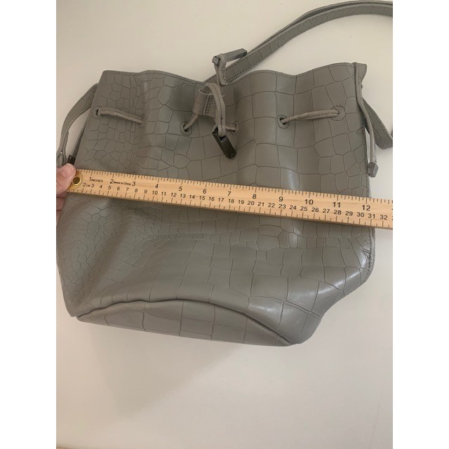 Halston Heritage Grey Croc Embossed Leather Bucket Bag CC220005X3 NWT