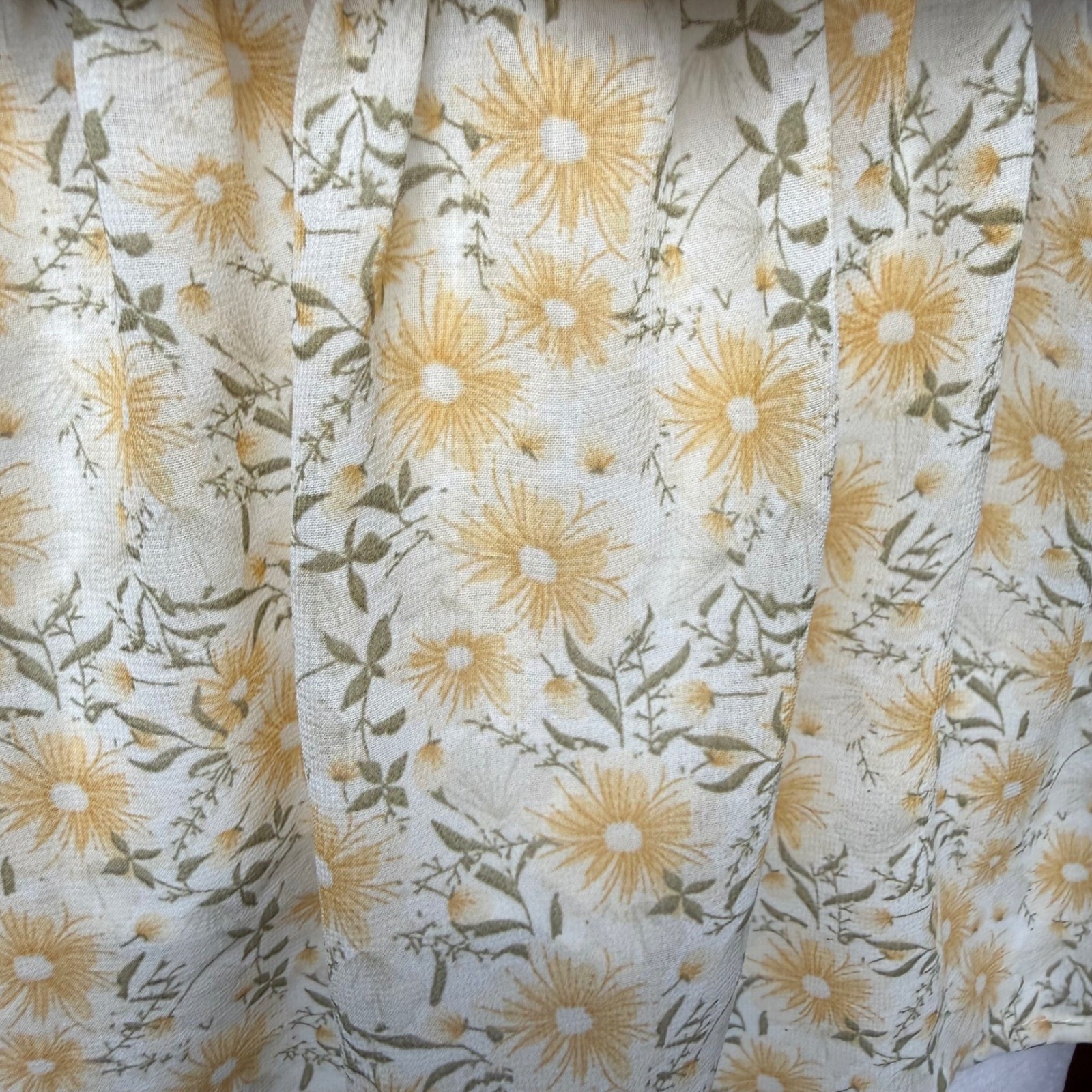 Altar’d State Butter Yellow Floral Camisole Top Women’s Medium Cottagecore Boho