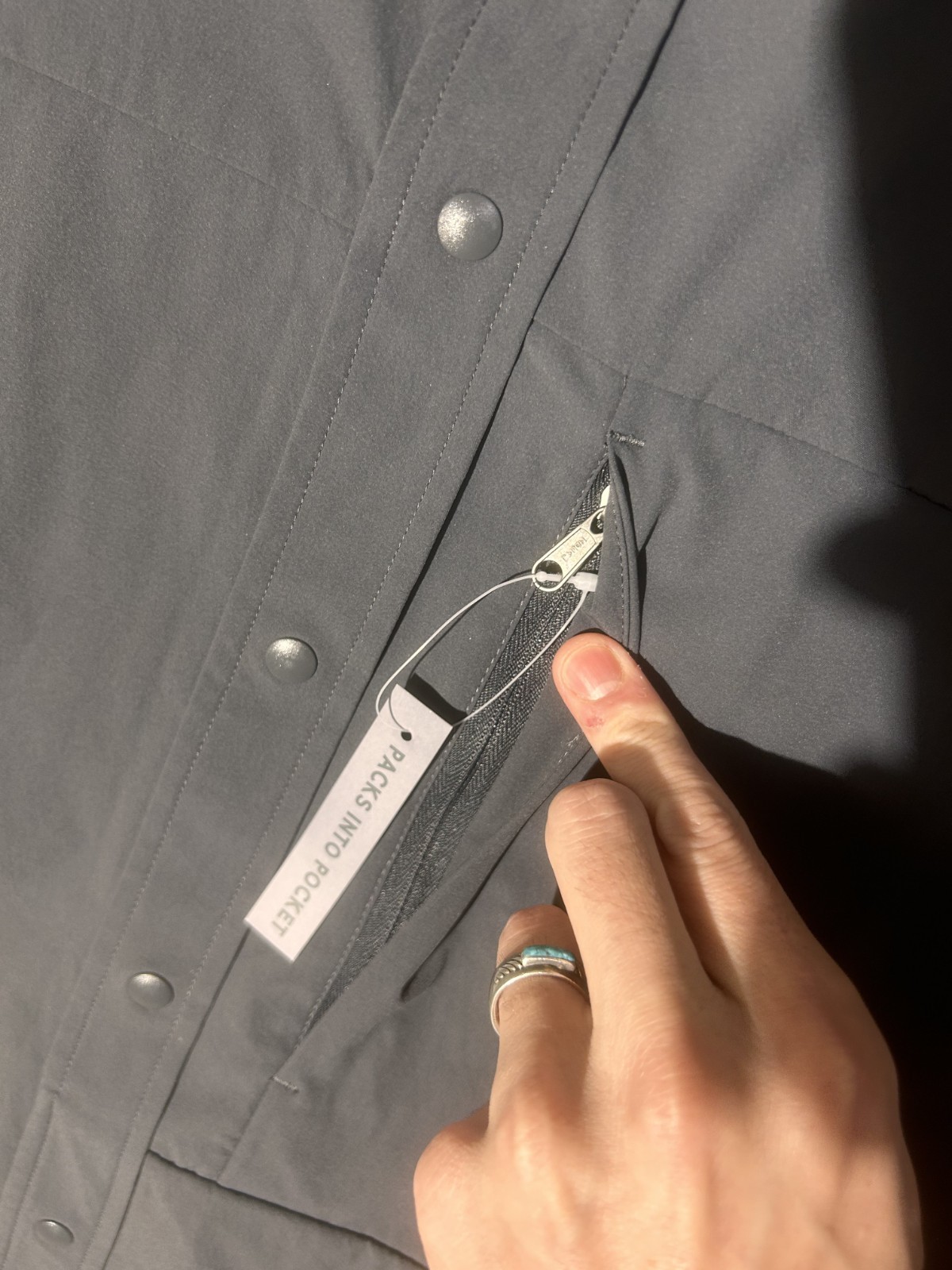 NWT VRST Shirt Mens Small Packable Shirt Jacket Snap Button Gray Zip Pocket