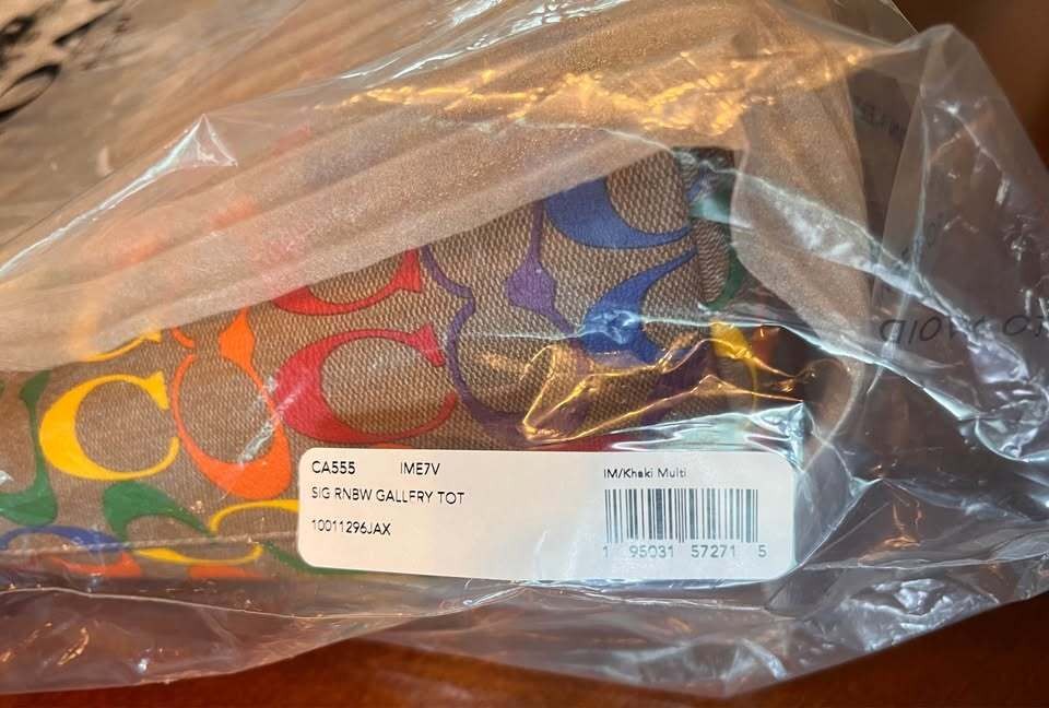 NEW Coach Rainbow Signature Gallery Tote CA555 Khaki Multi | NWT Authentic