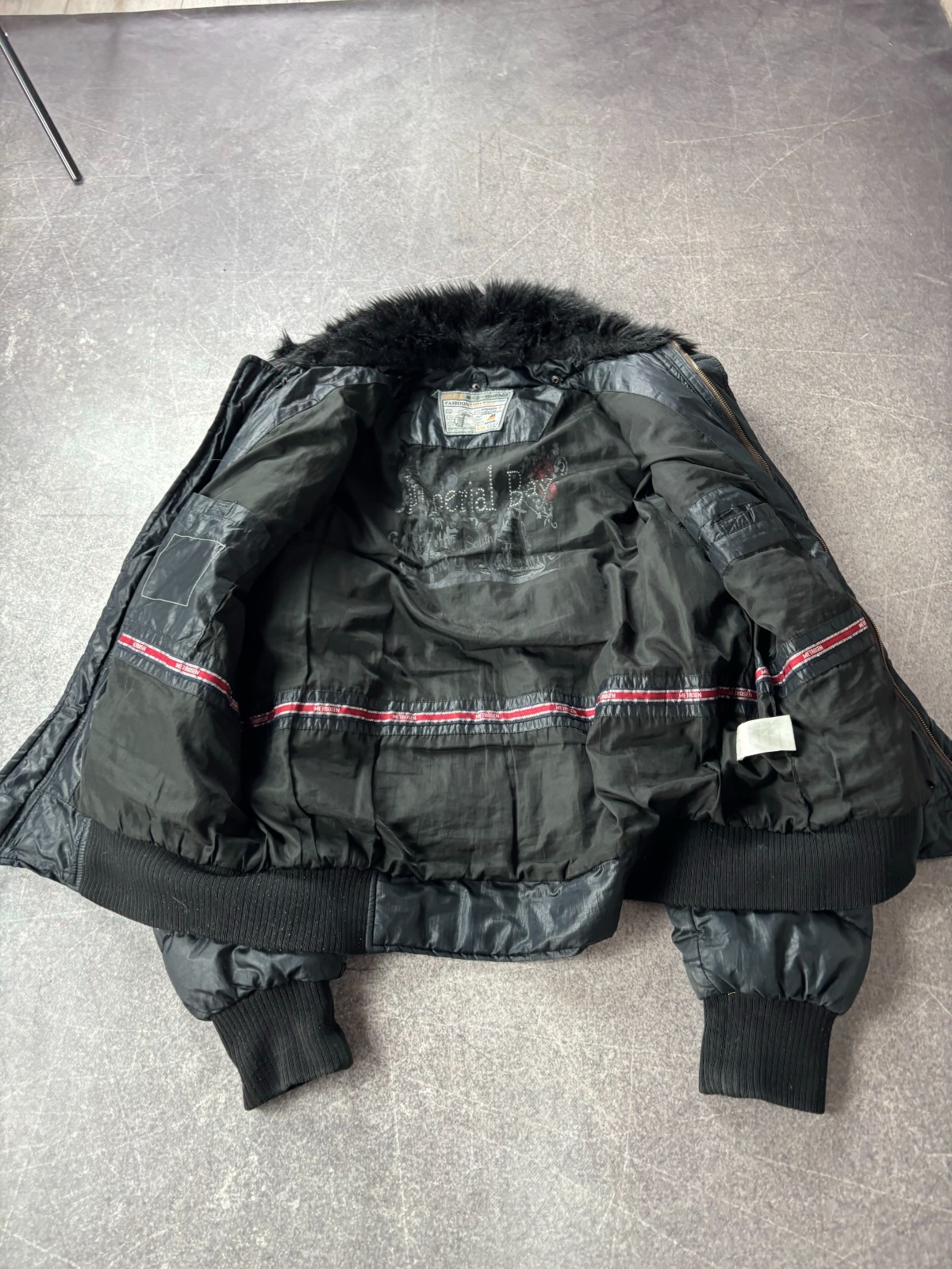 Vintage Y2K Black Puffer Bomber Jacket Faux Fur Collar Shiny Aviator Streetwear