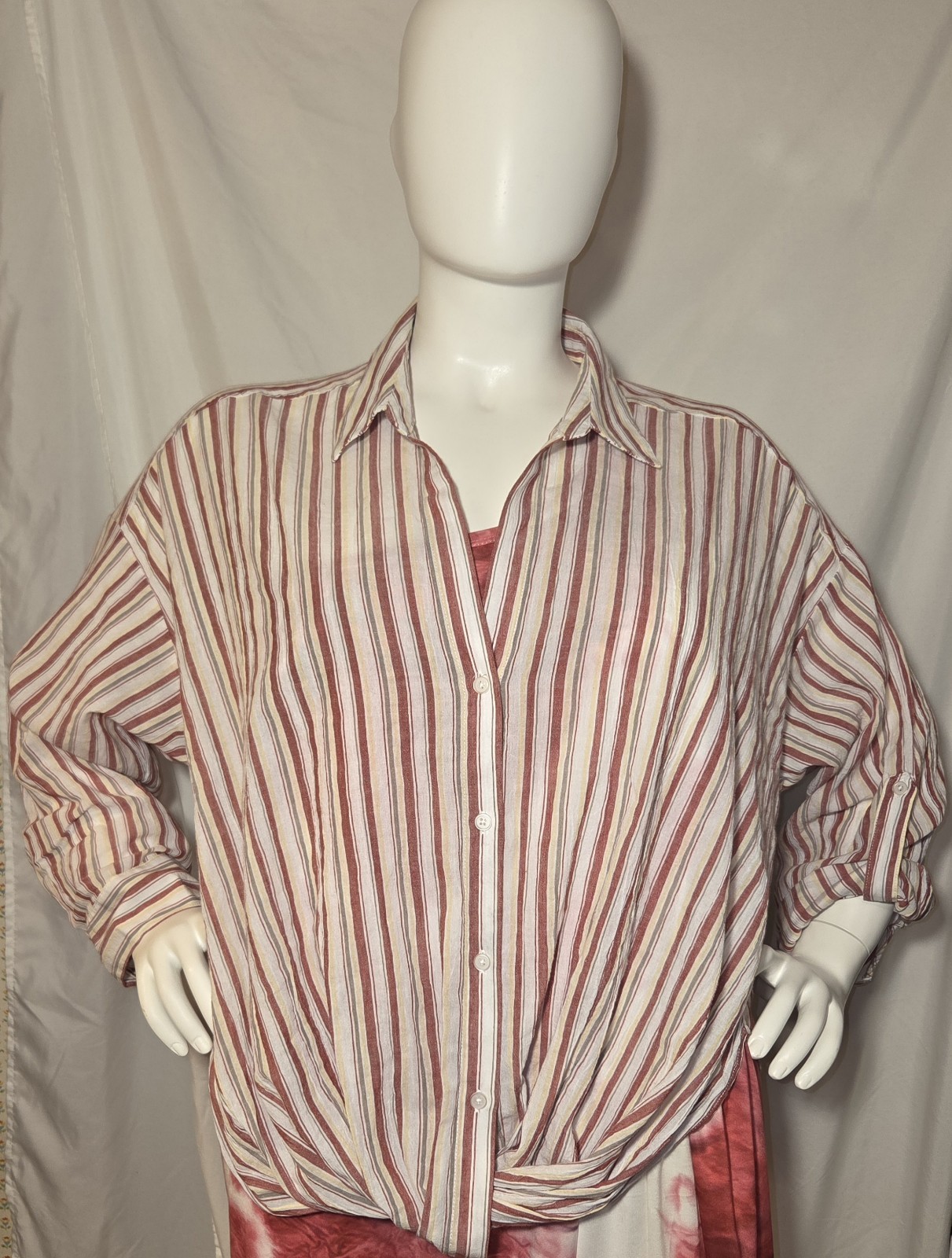 Torrid White with Red & Grey Stripe Twist Front Button Up Shirt Size 3X