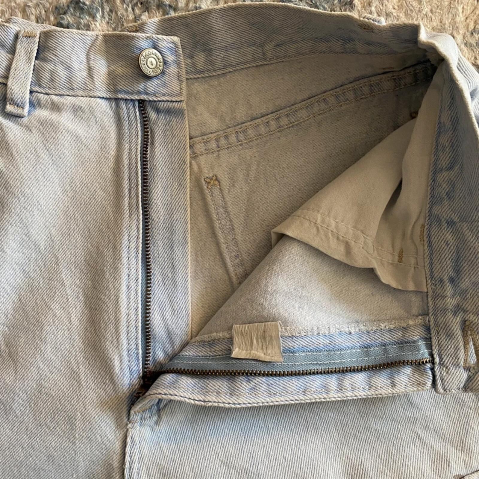Lee Shorts Womens Size 10 W28 Light Blue and Faded White Washed Denim Vintage