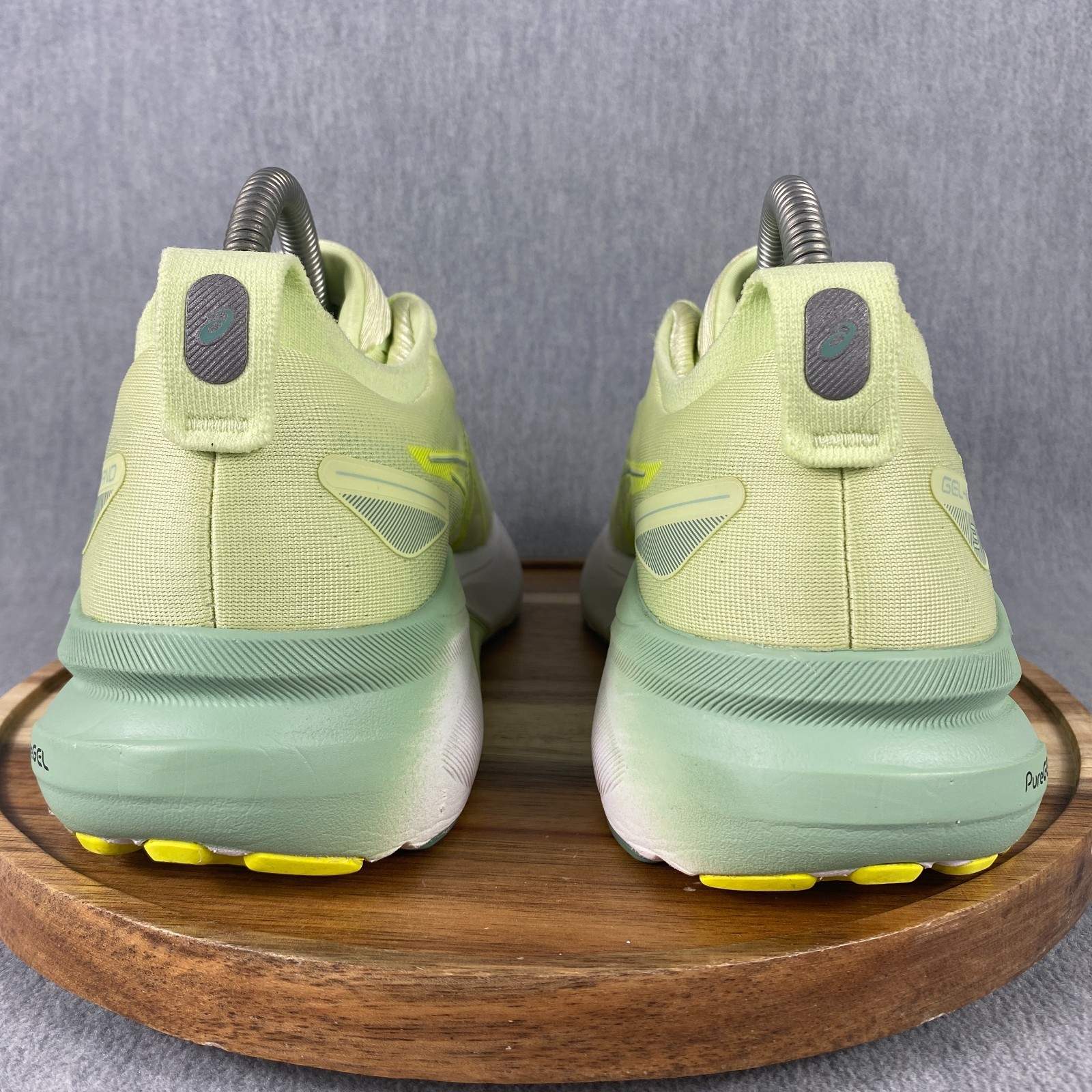 Asics Gel-Kayano 31 Shoes Womens Size 7.5 Lime Green Running Jogging Cool Matcha