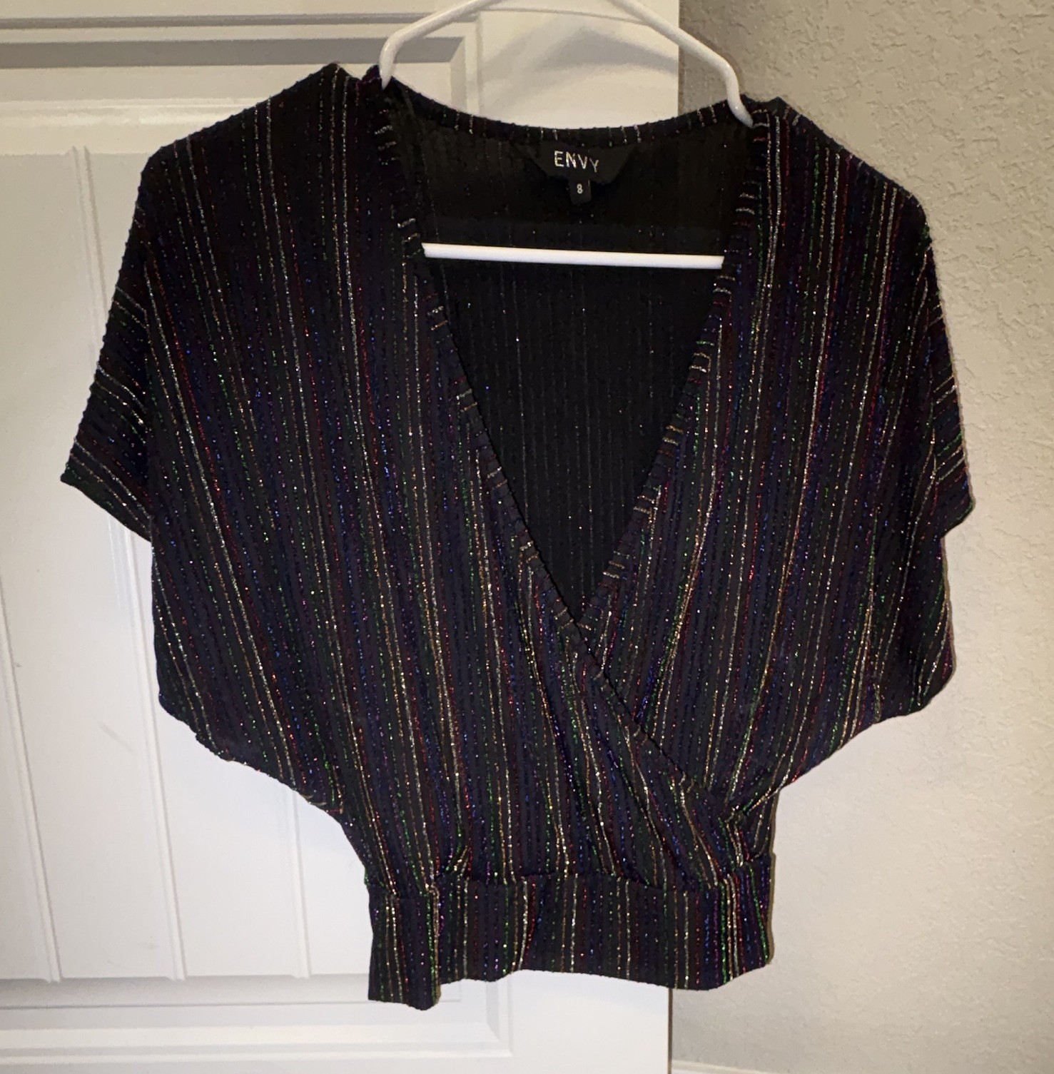 Envy Black Multicolor Crop Blouse Short Sleeve V-Neck Striped Glitter Size 8