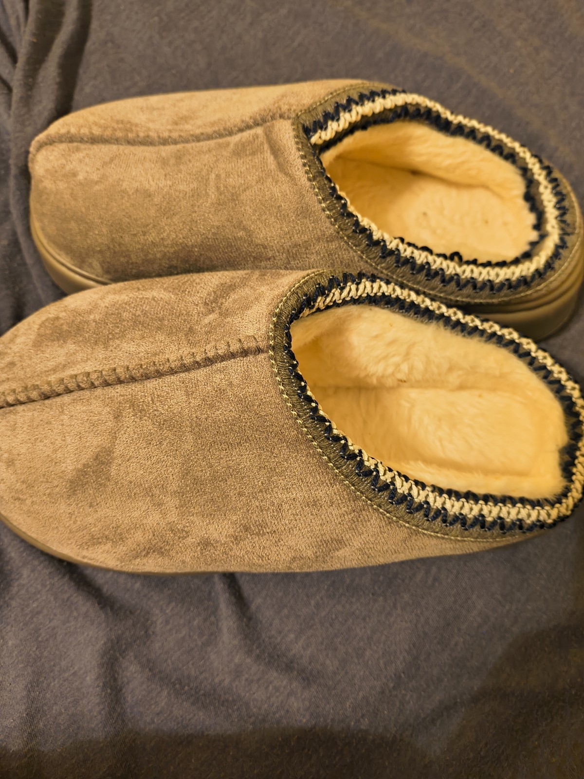 Platform Slippers Size 10 in Beige or Grey