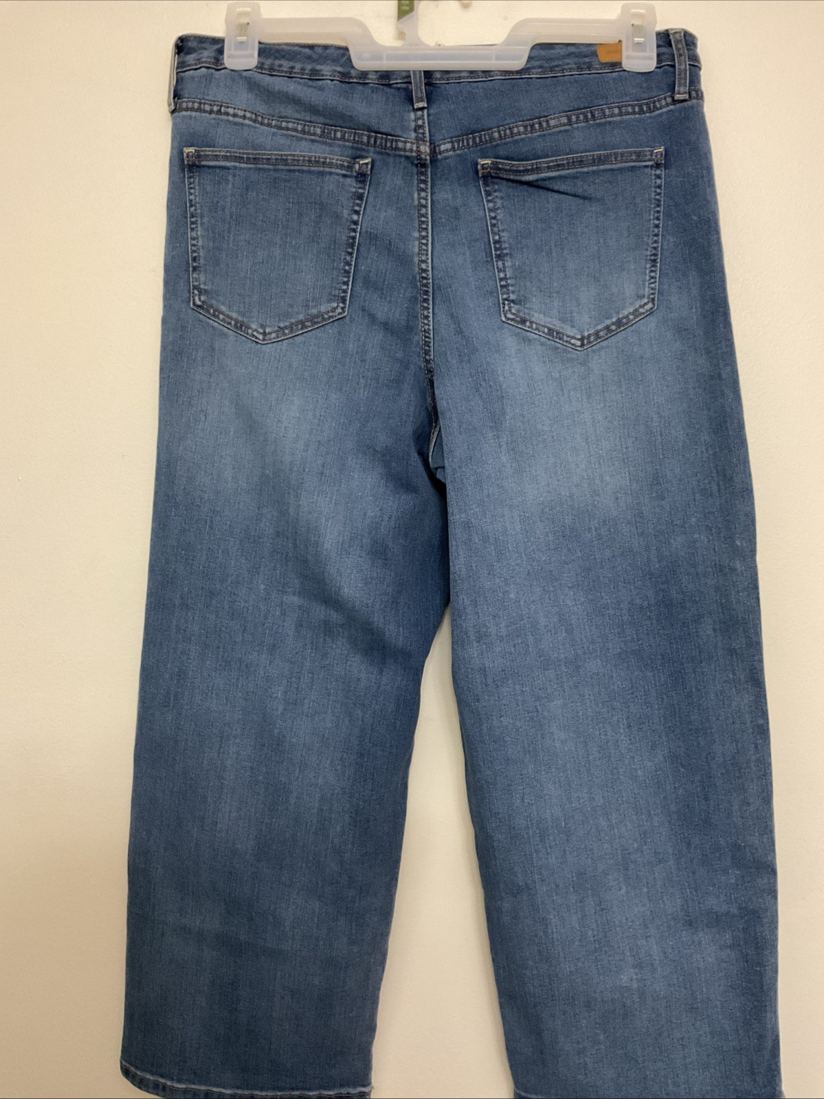 Skinnygirl Women’s Light Blue Wide Leg Crop HighRise Stretch Denim Jeans 32/14
