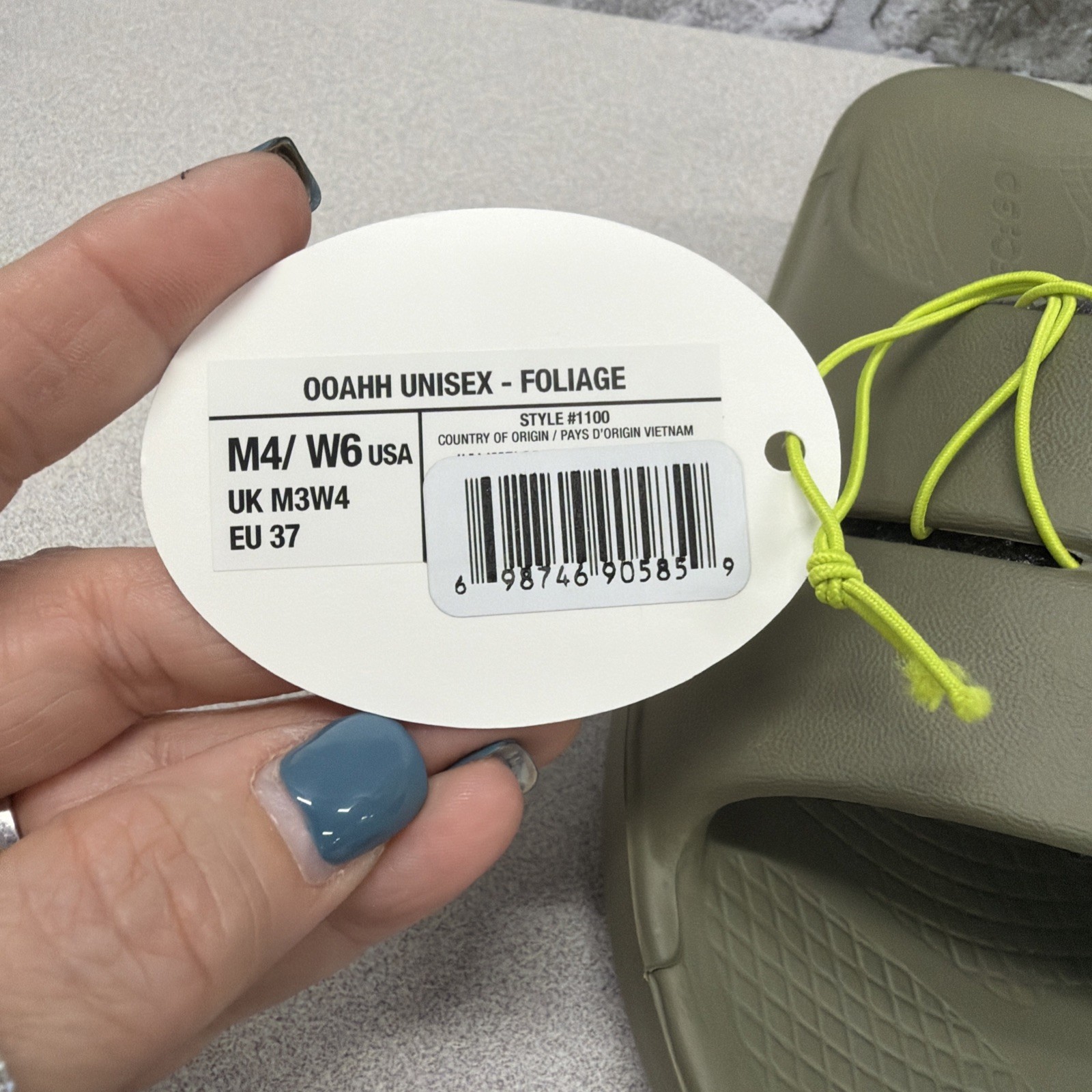 OOFOS Ooahh Sport Slide Sandals foliage matrix green M4/W6 Recovery Comfort
