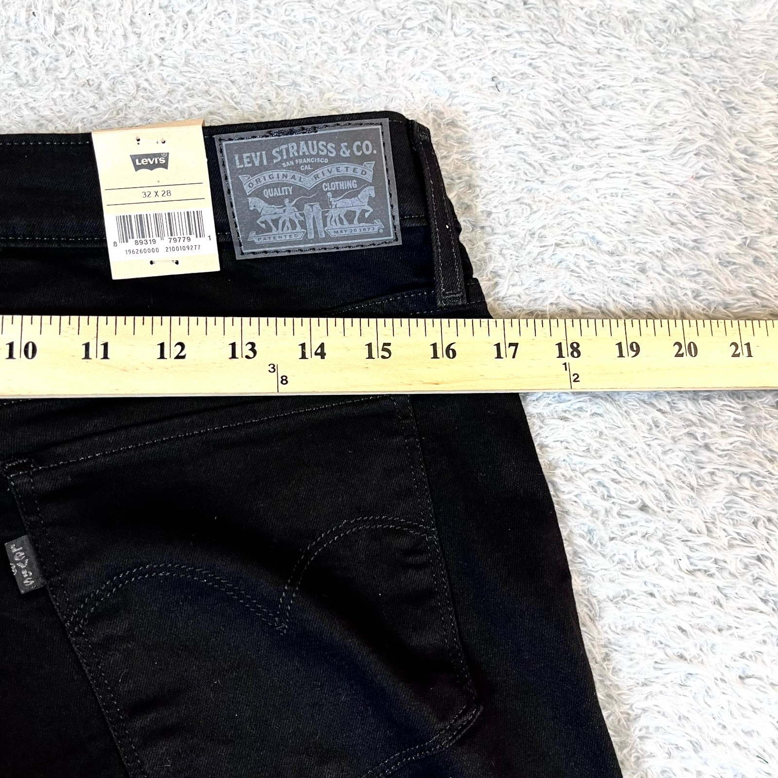 NEW Levi’s 311 Jeans Women’s Size 32 Black Mid Rise Skinny Shaping Ankle Denim