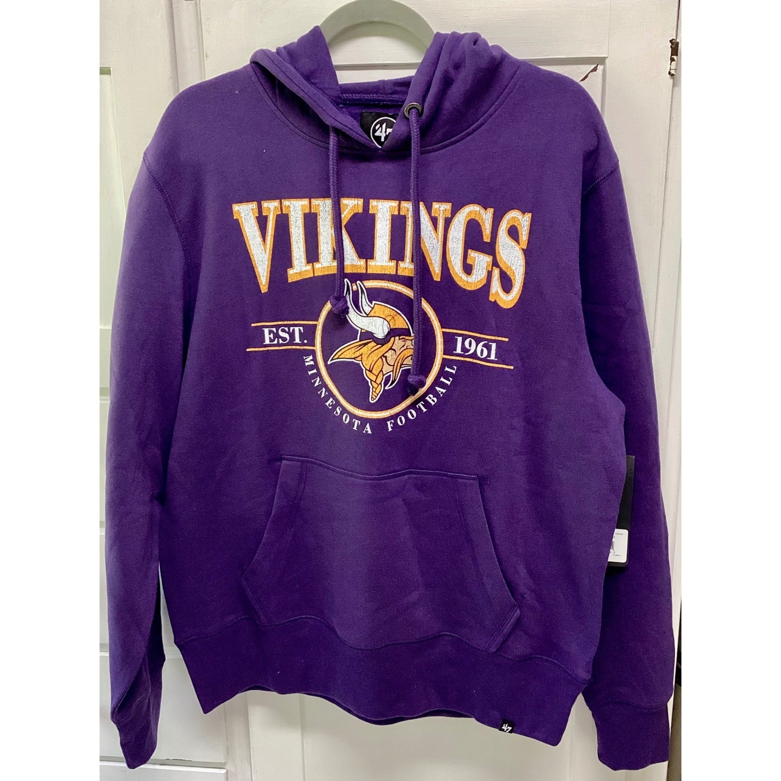47 Brand Minnesota Vikings NFL Hoodie Purple Mens Medium NWT Est 1961 Sweatshirt