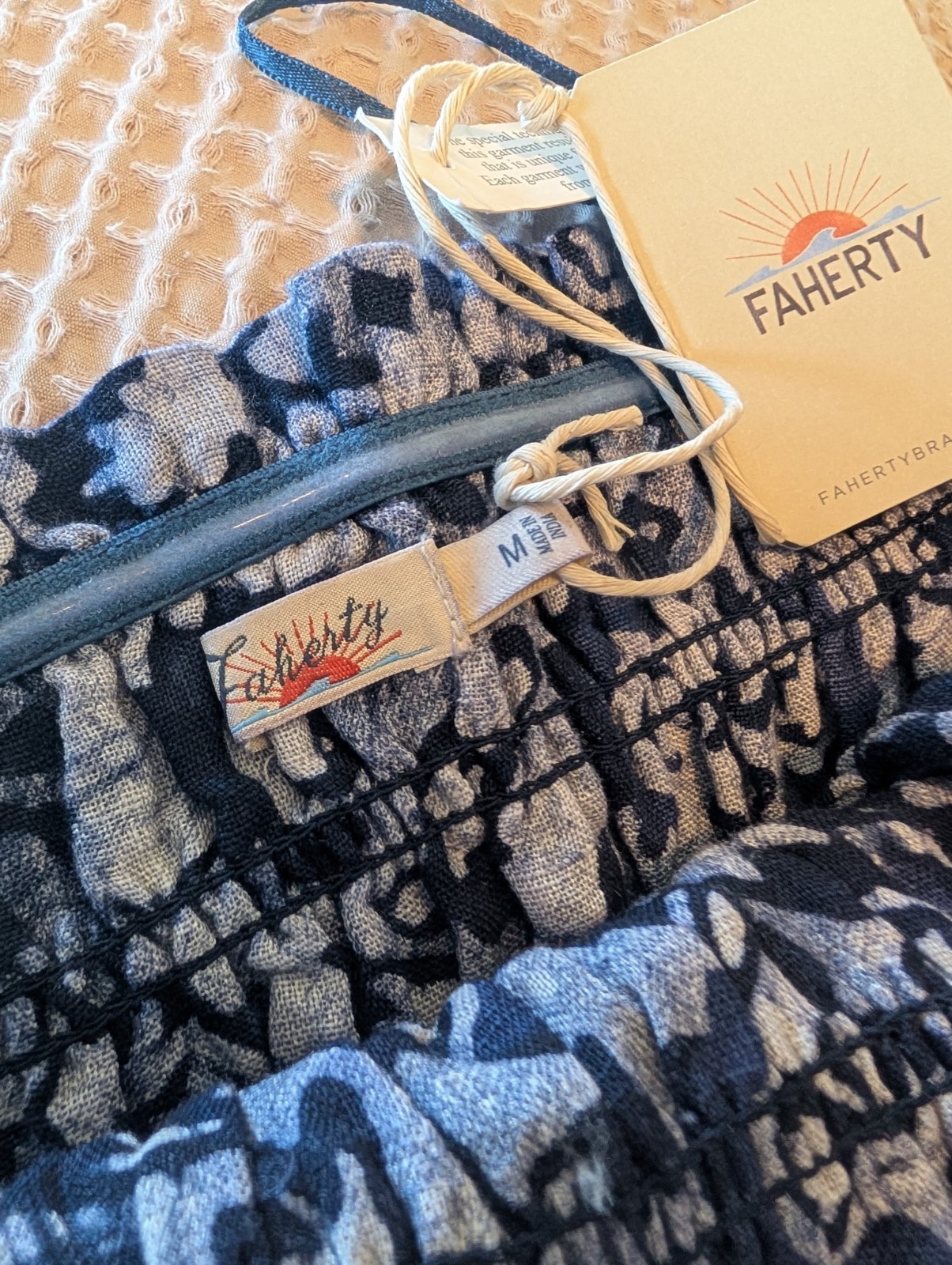 NWT Faherty Margarita 100% Linen Strapless Smocked Purple Maxi Dress Women’s M