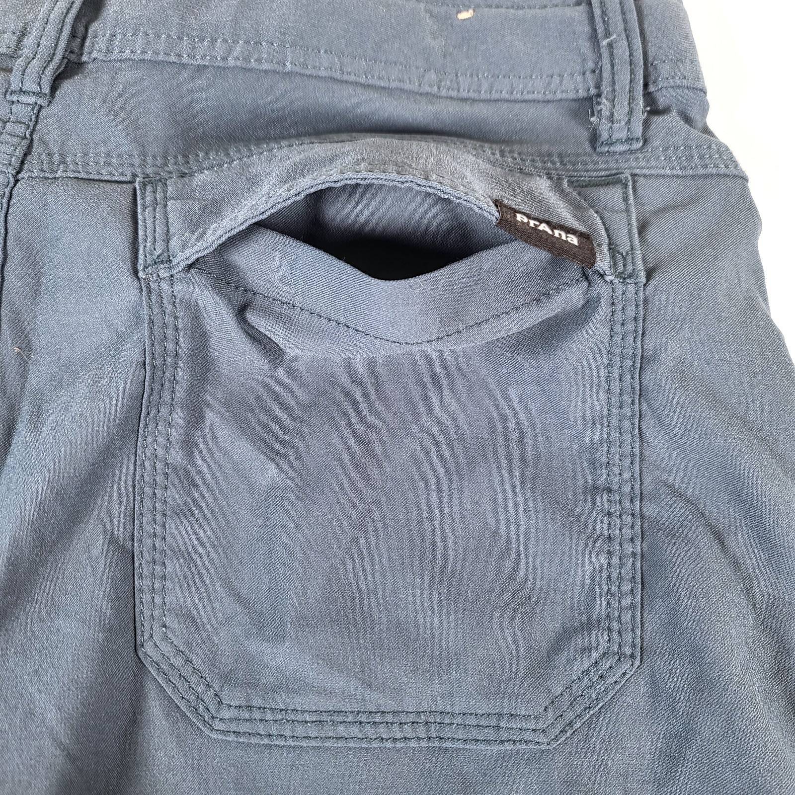 prAna Zion II Shorts Men’s 30 Blue Cargo Hiking Camping Utility Climbing Stretch